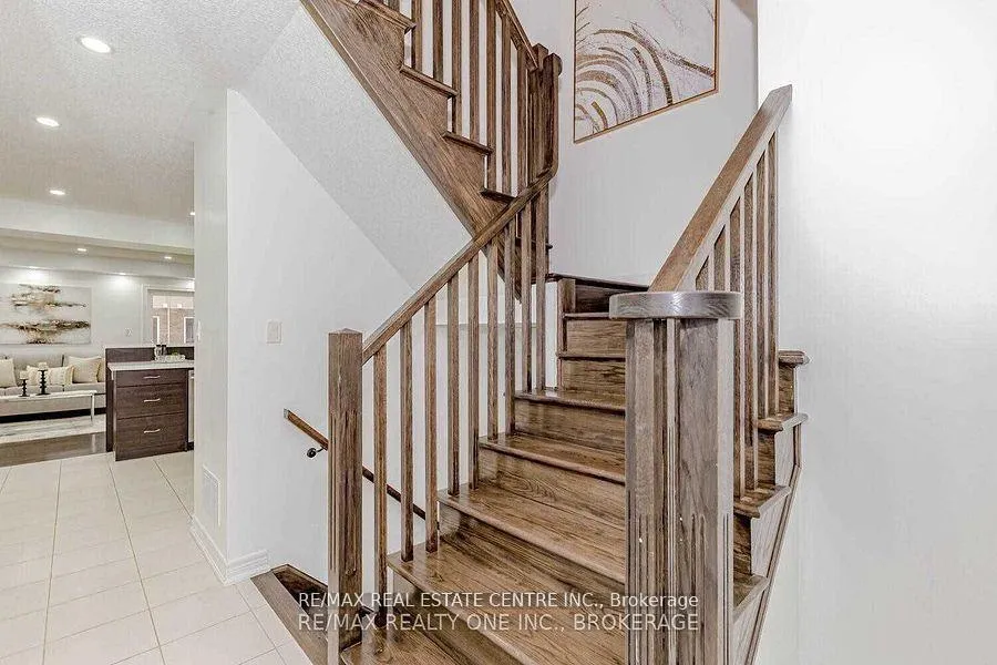 Photo 14 of 99 Bethune Avenue, Hamilton, Hannon — HOMEH
