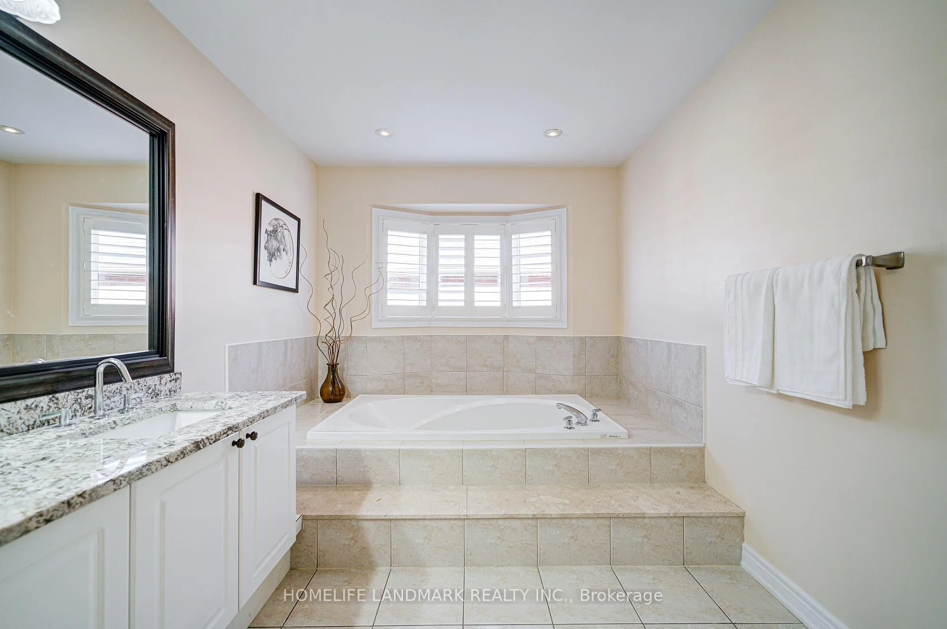 Photo 31 of 1388 Pinery Crescent, Oakville, Joshua Creek — HOMEH