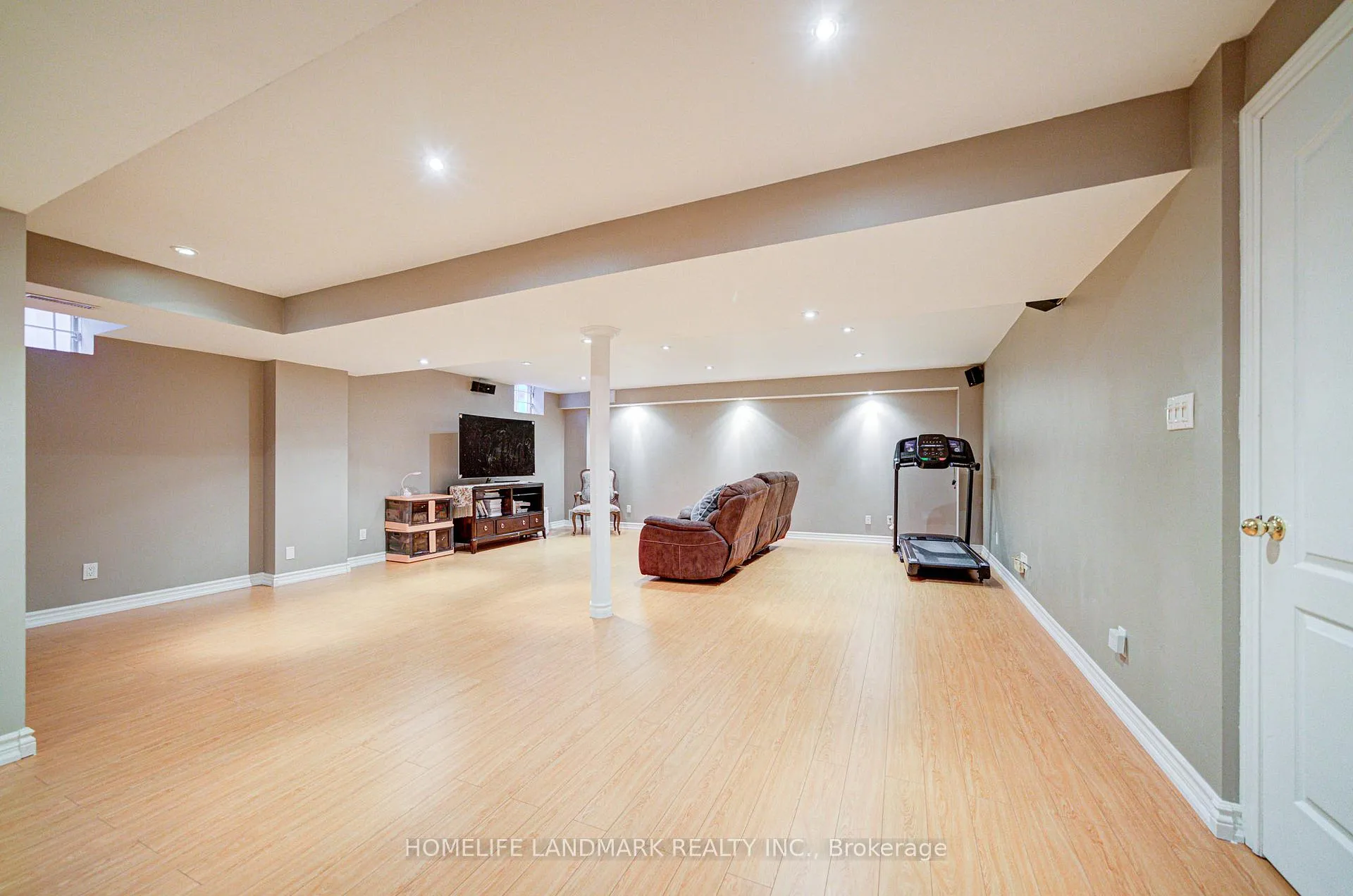 Photo 41 of 1388 Pinery Crescent, Oakville, Joshua Creek — HOMEH
