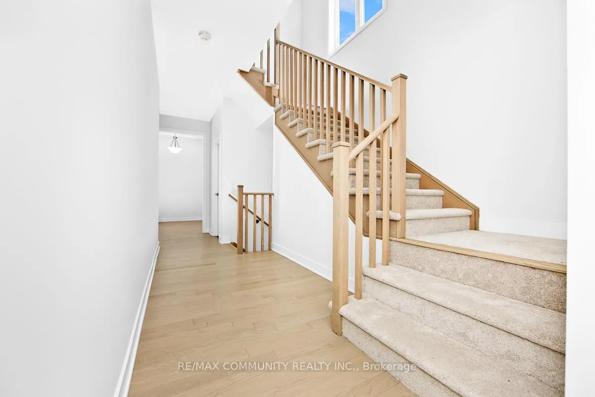 Photo 11 of 1039 Thompson Drive, Oshawa, Kedron — HOMEH