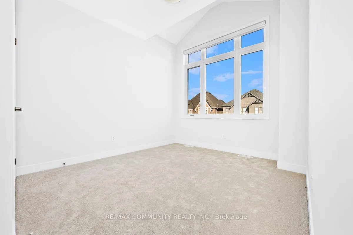 Photo 18 of 1039 Thompson Drive, Oshawa, Kedron — HOMEH