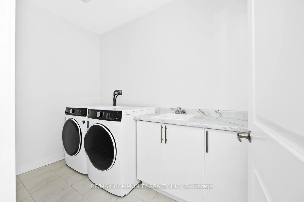 Photo 21 of 1039 Thompson Drive, Oshawa, Kedron — HOMEH