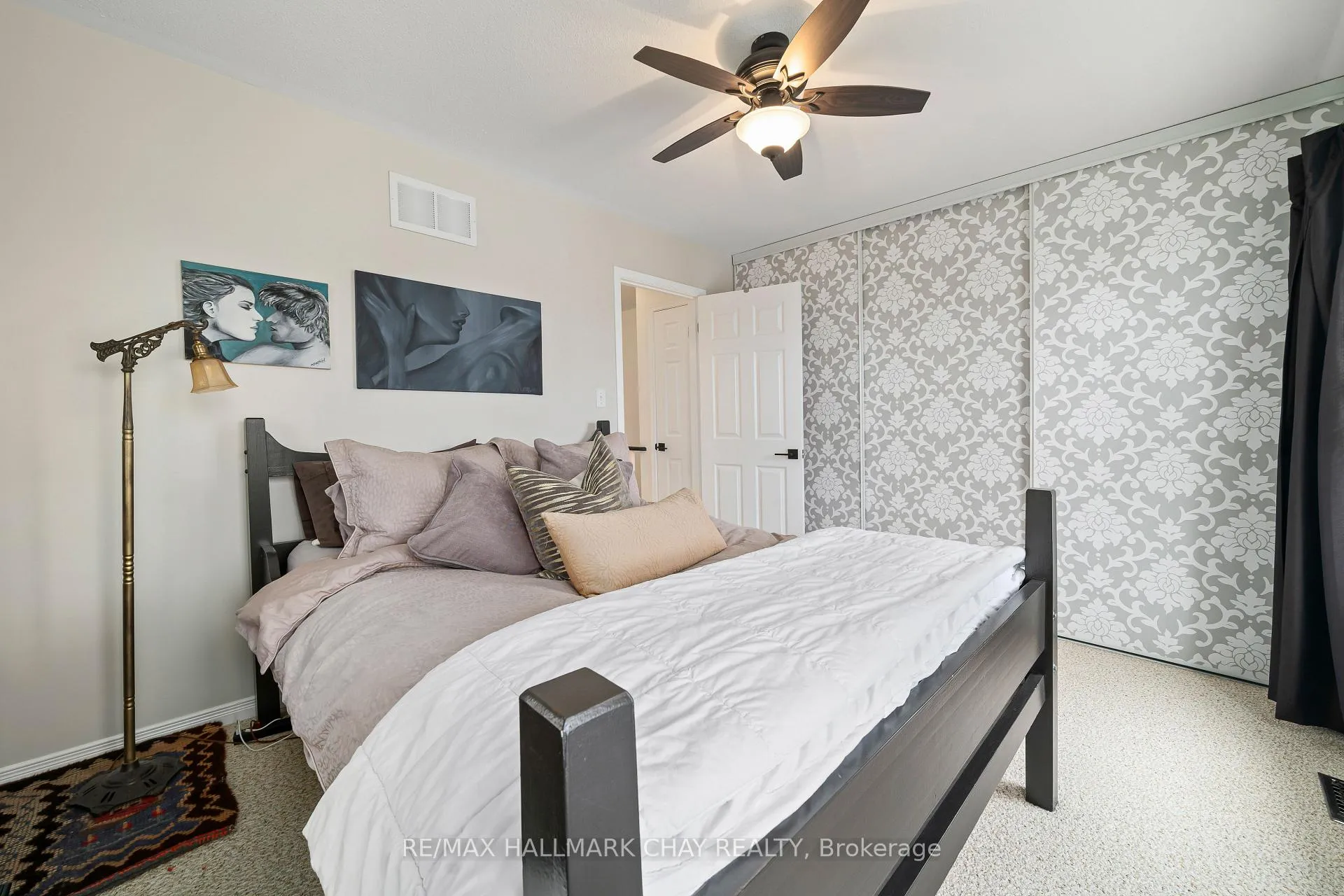 Photo 8 of Unit 13, 571 Longworth Avenue, Clarington, Bowmanville — HOMEH