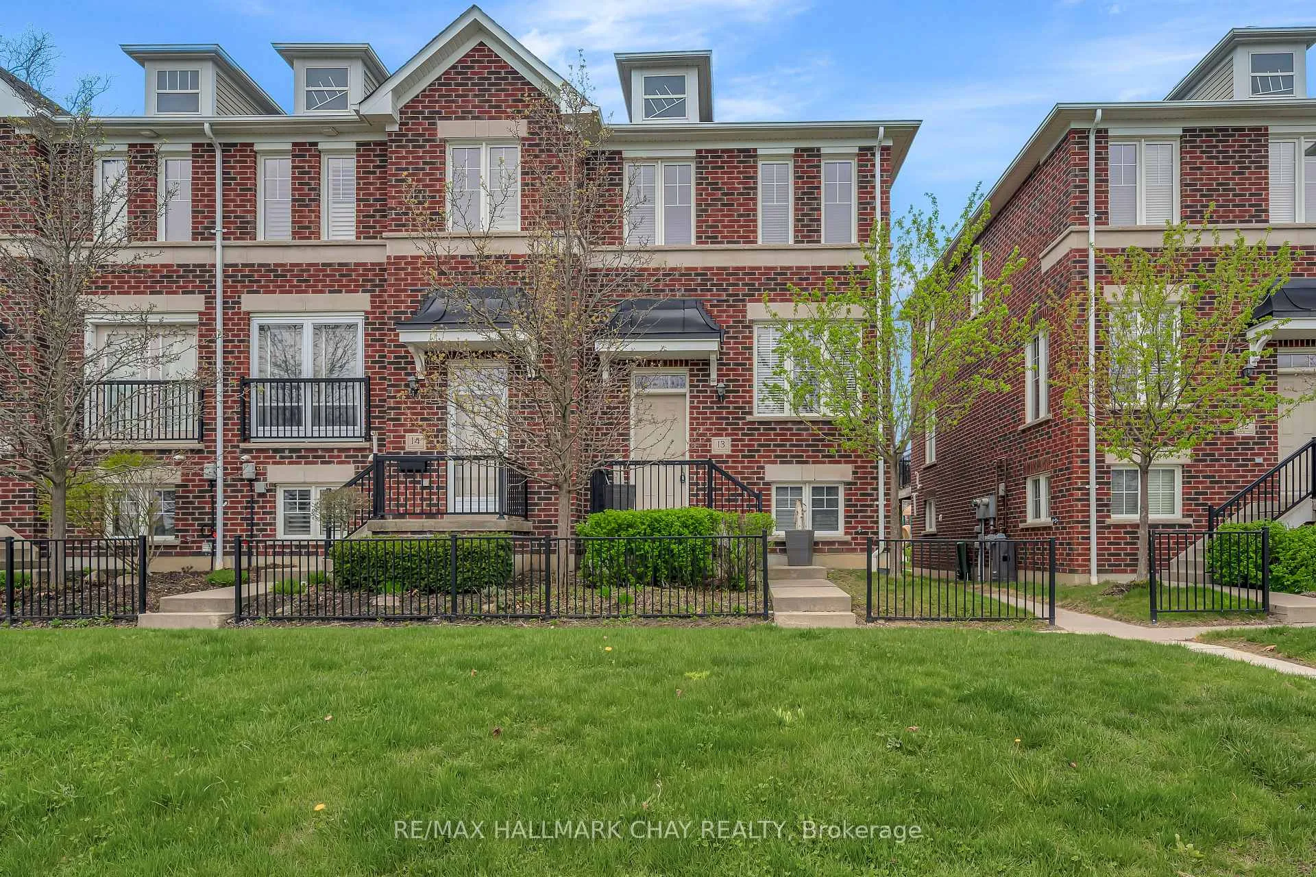 Photo 13 of Unit 13, 571 Longworth Avenue, Clarington, Bowmanville — HOMEH