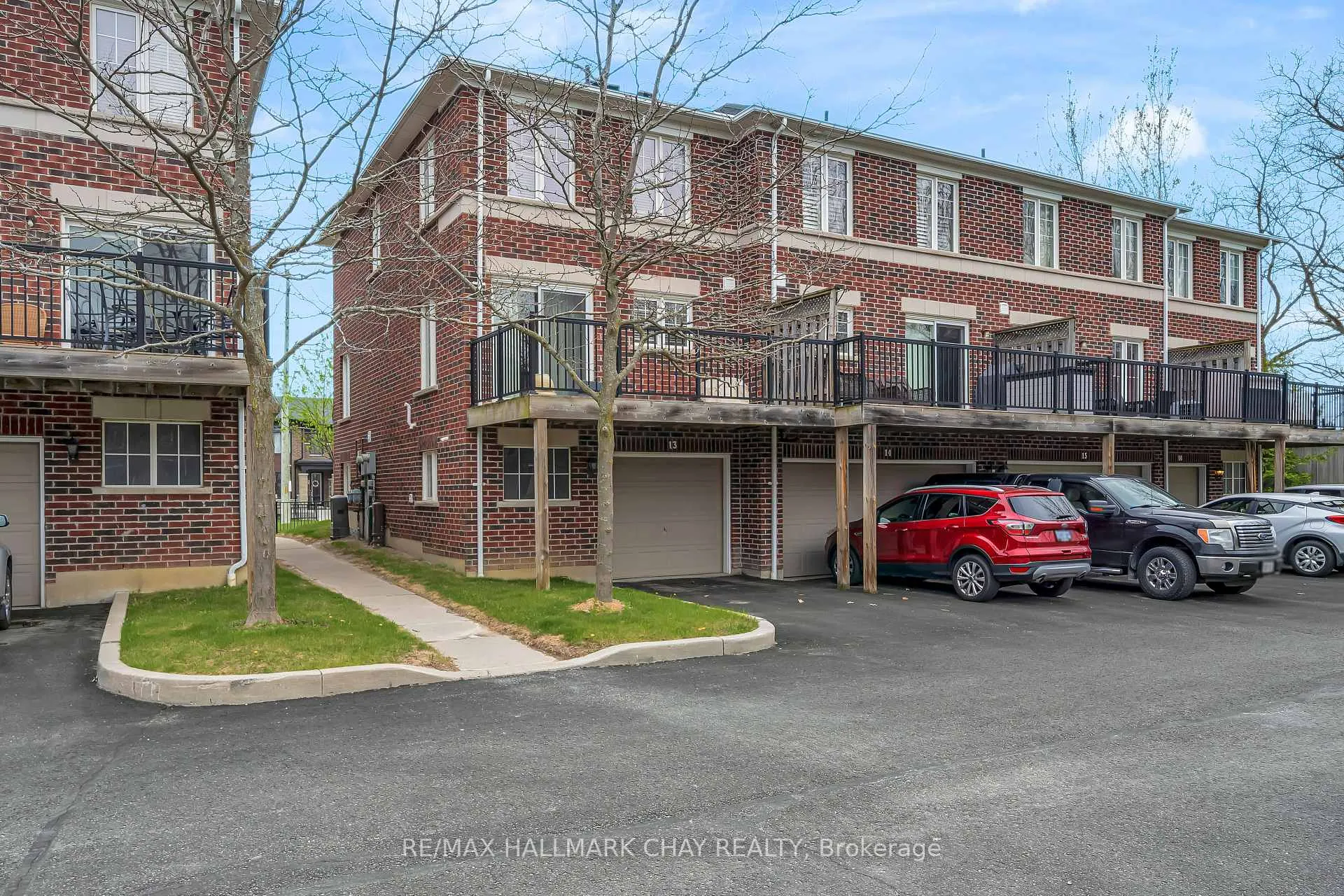 Photo 14 of Unit 13, 571 Longworth Avenue, Clarington, Bowmanville — HOMEH