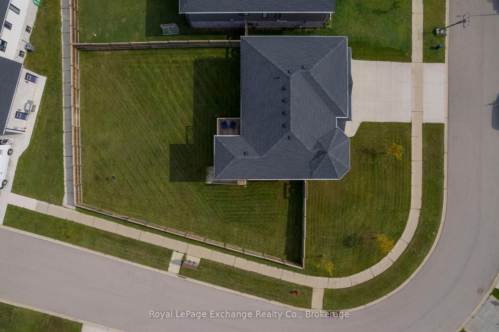 Photo 6 of 31 Lakefield Drive, Kincardine — HOMEH