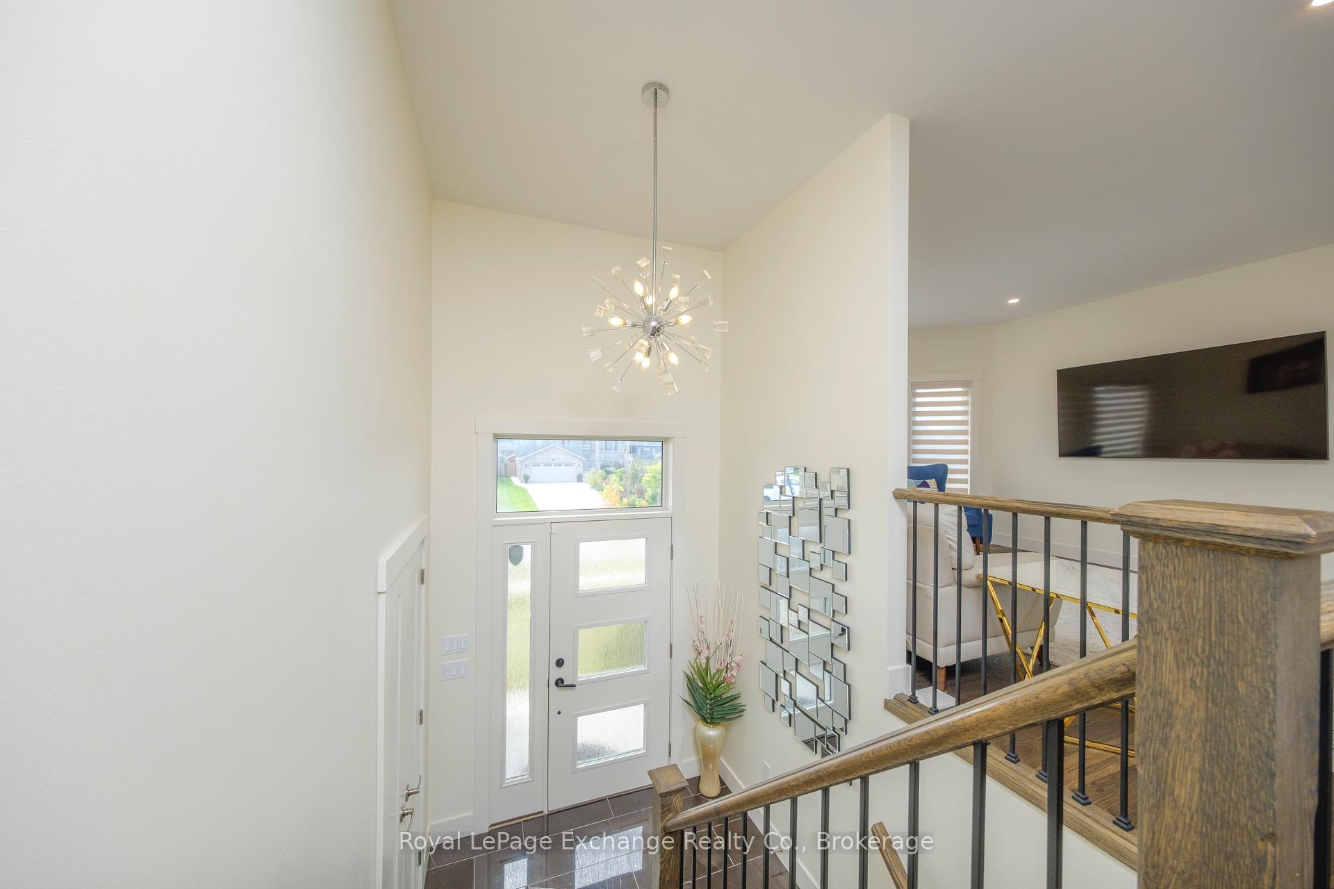 Photo 8 of 31 Lakefield Drive, Kincardine — HOMEH