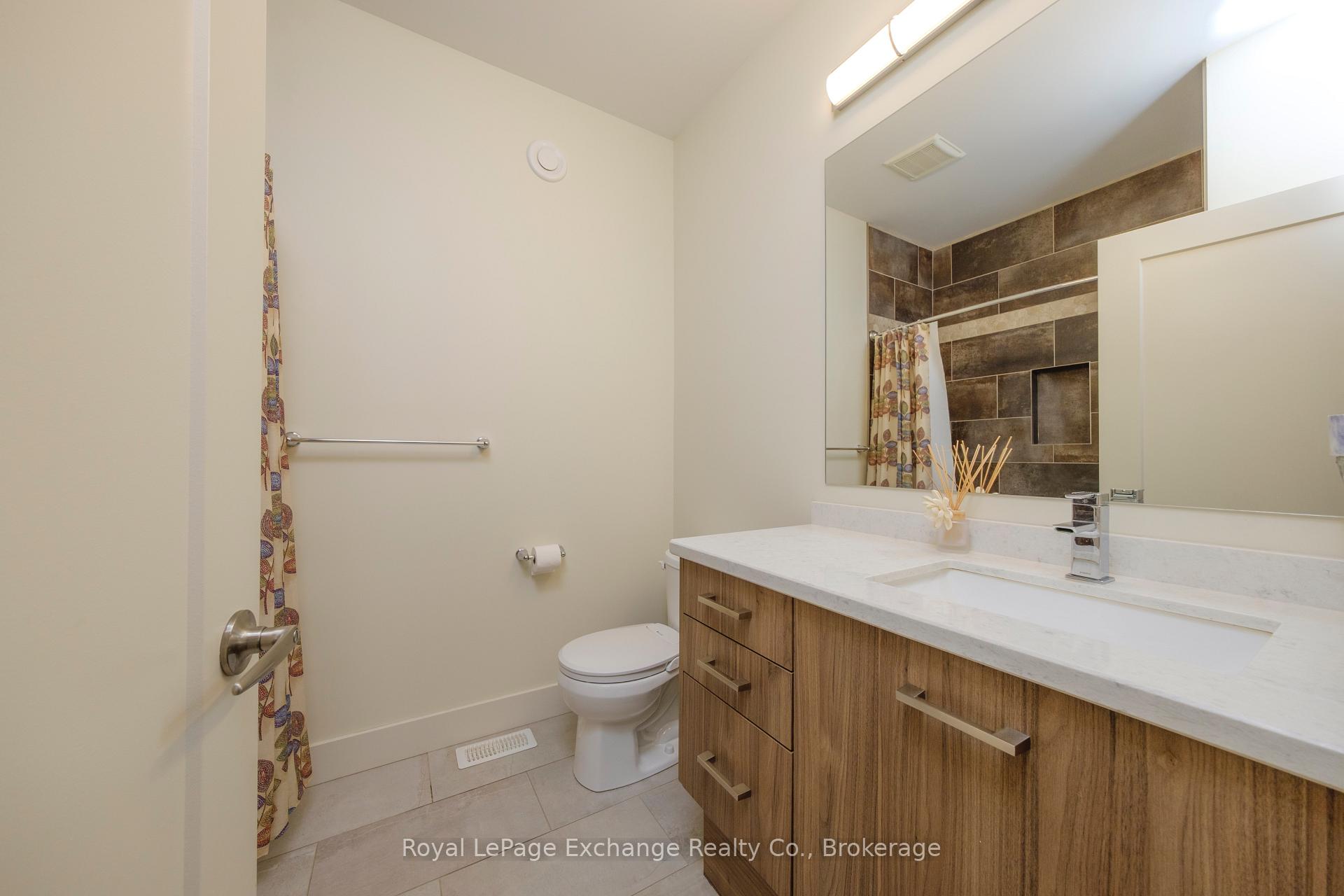 Photo 20 of 31 Lakefield Drive, Kincardine — HOMEH
