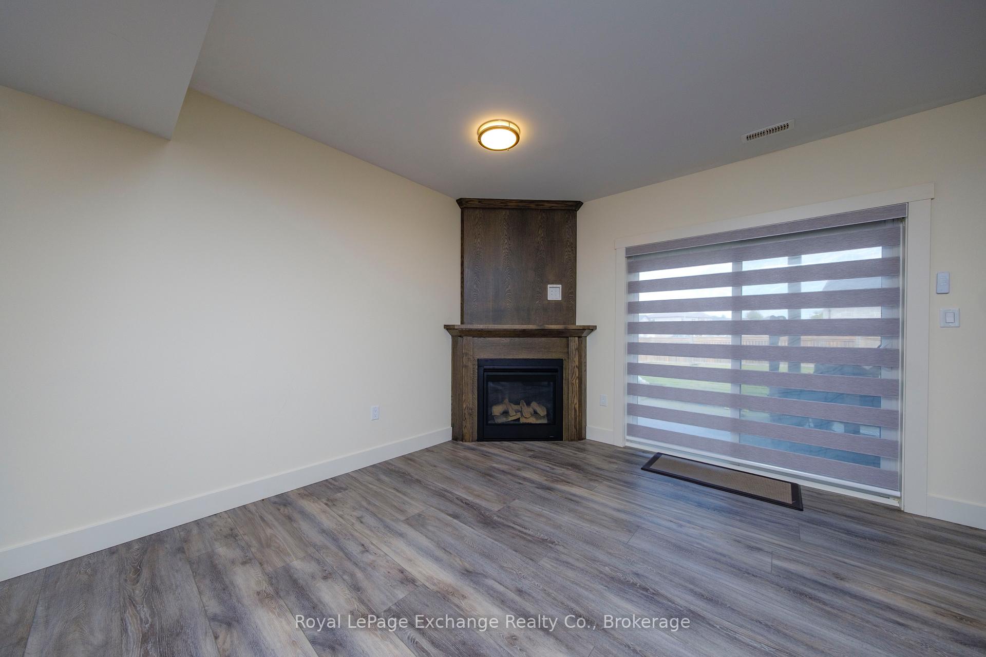 Photo 27 of 31 Lakefield Drive, Kincardine — HOMEH