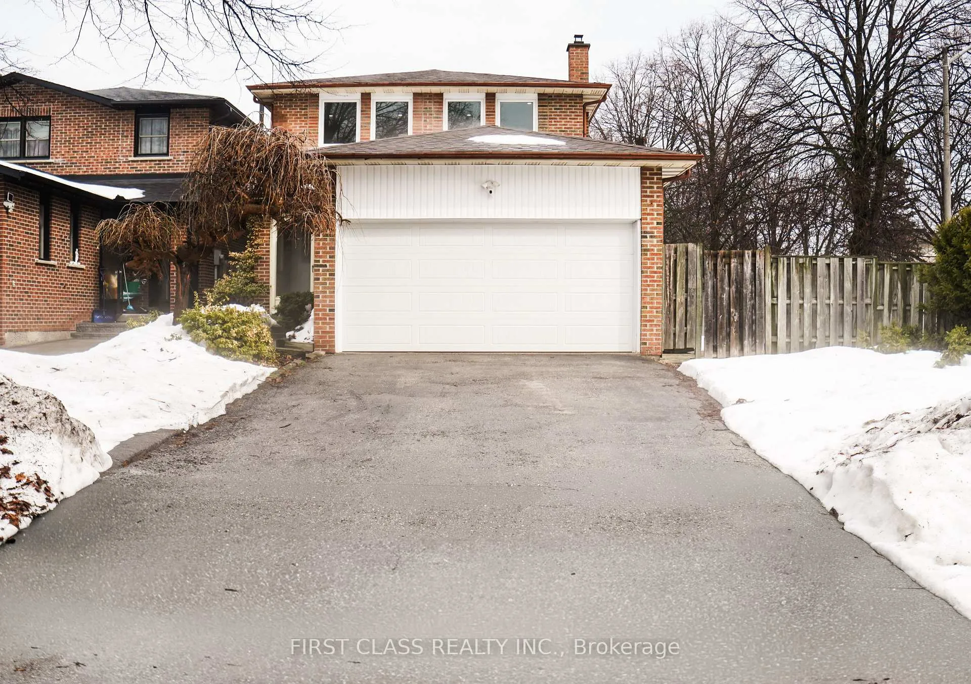 Photo 1 of 12 Radford Crescent, Markham, Sherwood-Amberglen — HOMEH
