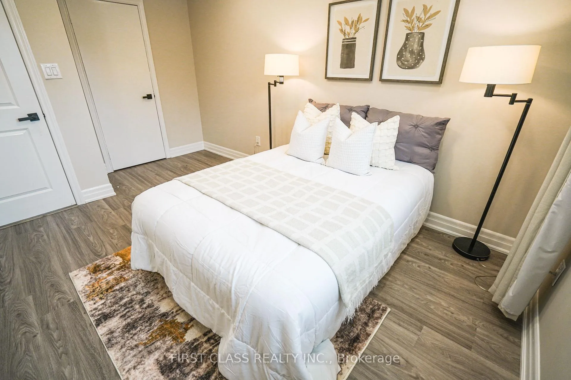 Photo 18 of 12 Radford Crescent, Markham, Sherwood-Amberglen — HOMEH