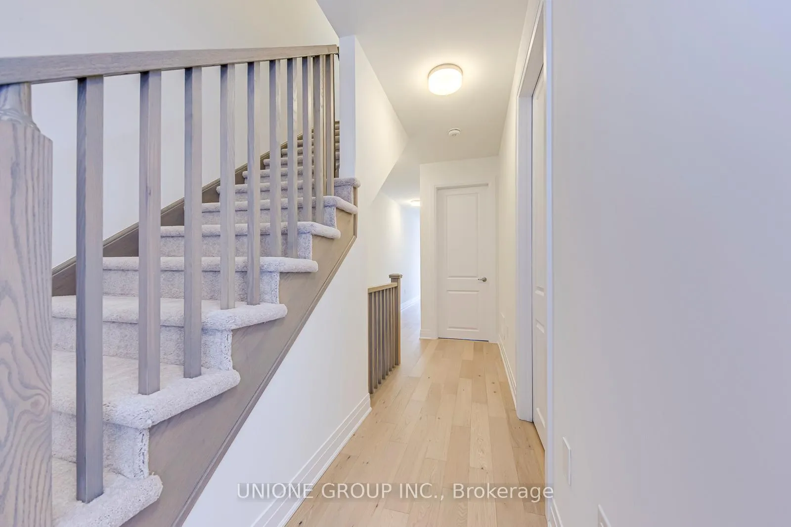 Photo 12 of 3271 Crystal Drive, Oakville, Glenorchy — HOMEH