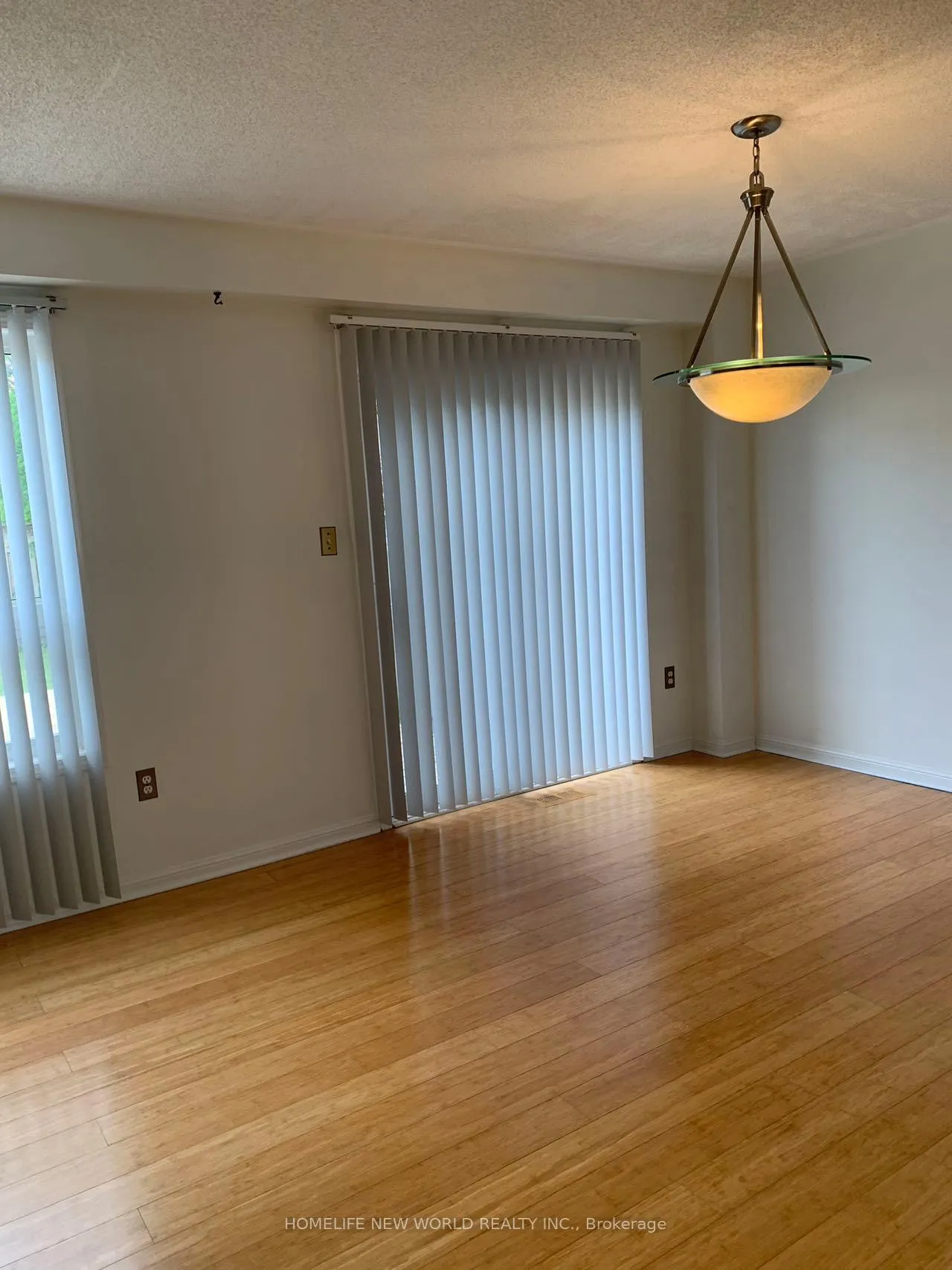 Photo 3 of 50 Toscana Drive, Whitby, Taunton North — HOMEH
