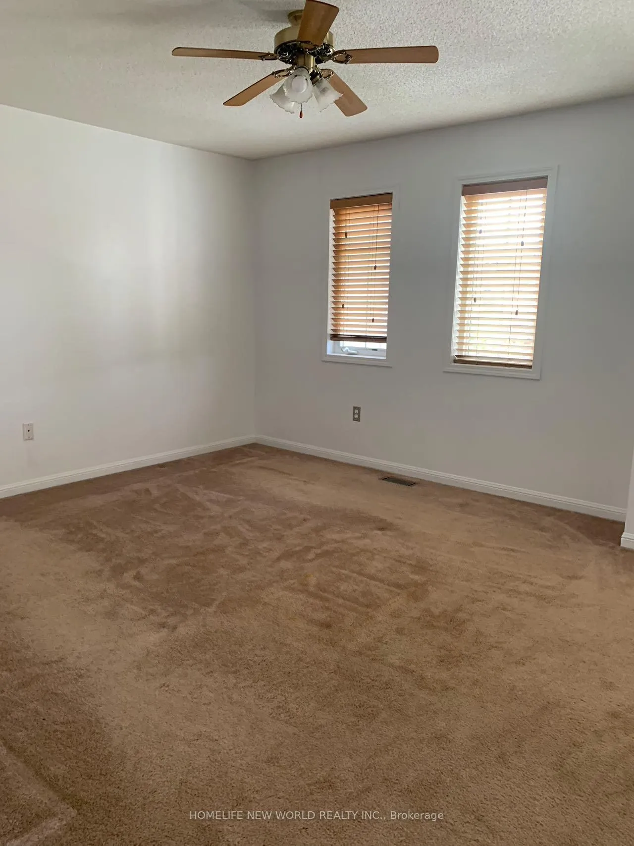 Photo 5 of 50 Toscana Drive, Whitby, Taunton North — HOMEH