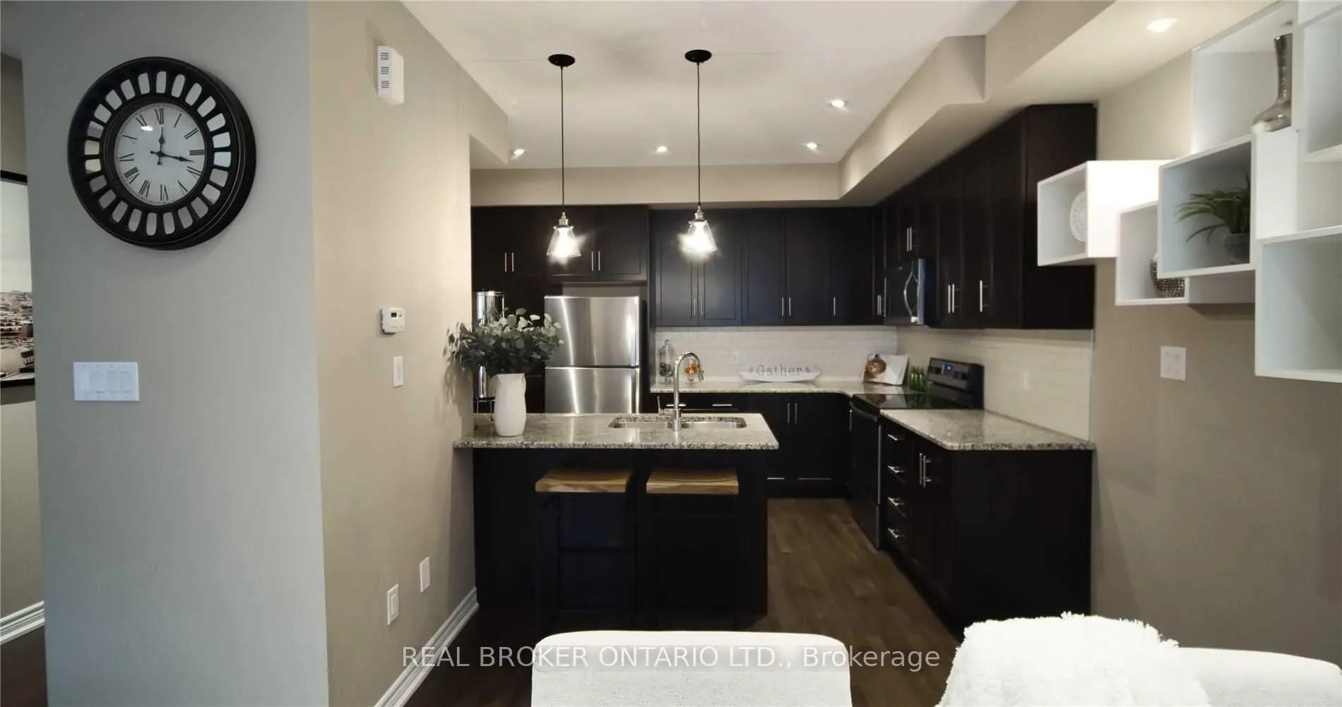 Photo 10 of 3102 Biltmore Common, Oakville, Joshua Meadows — HOMEH