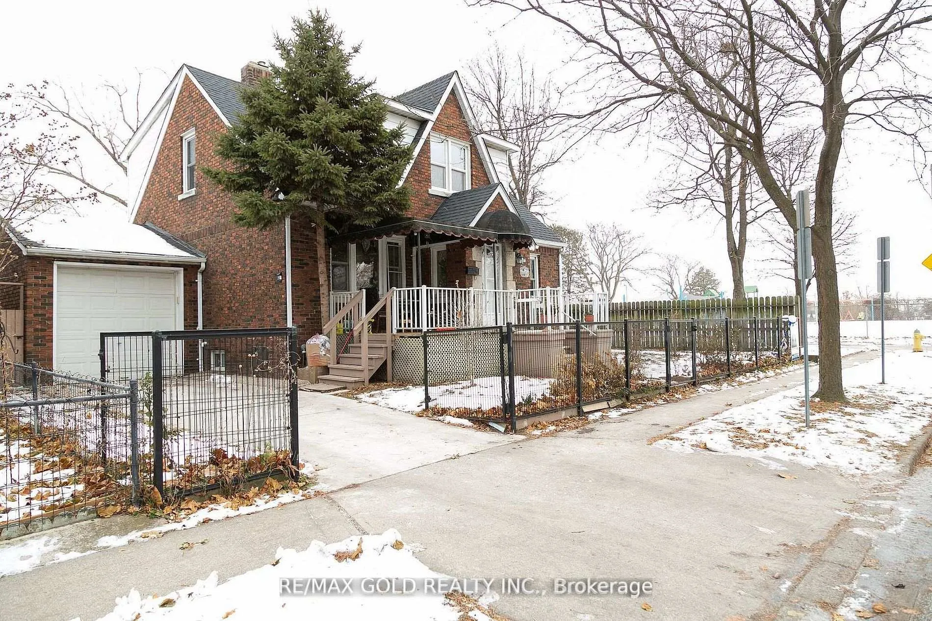 Photo 1 of 1236 Hickory Road, Windsor — HOMEH
