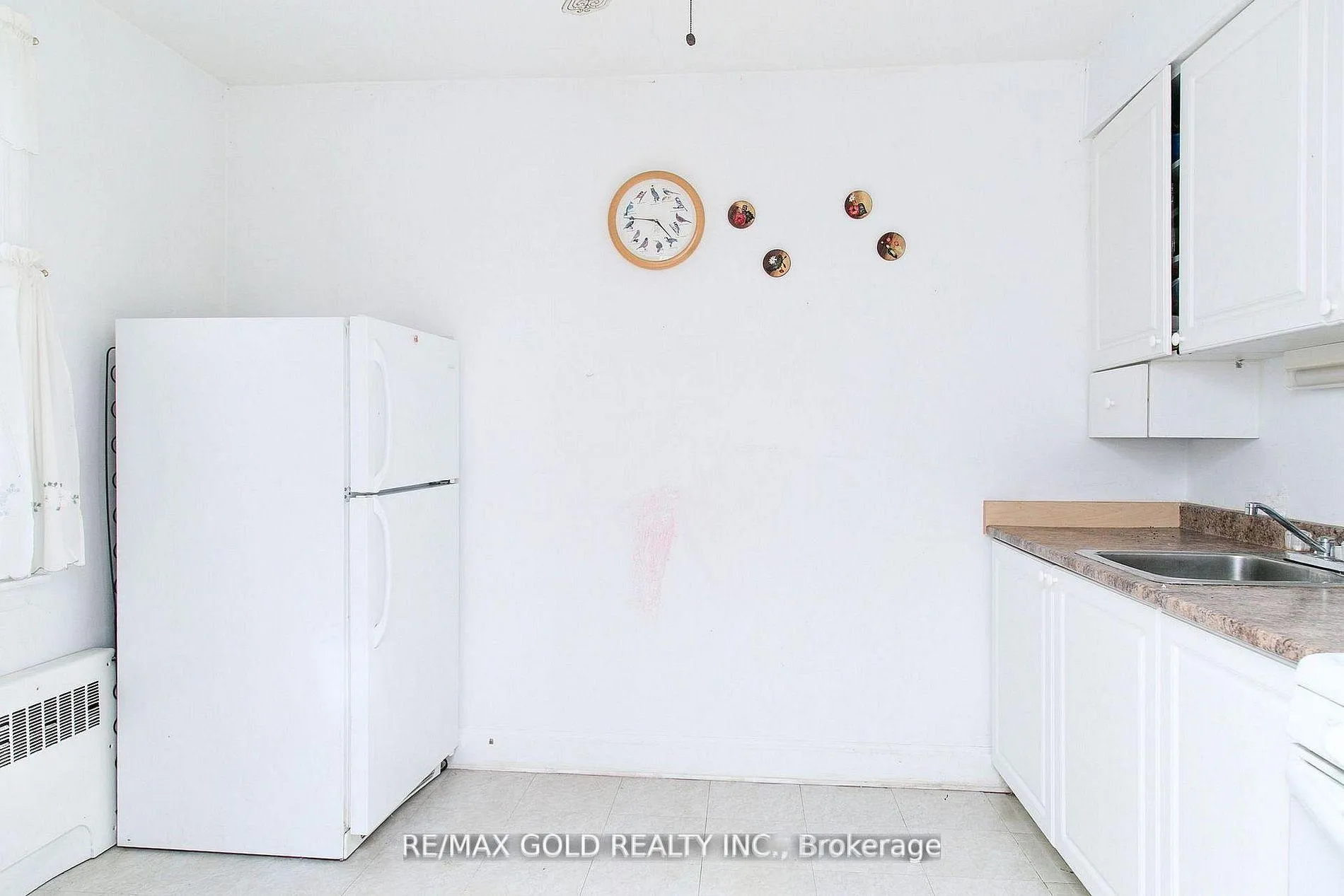 Photo 22 of 1236 Hickory Road, Windsor — HOMEH