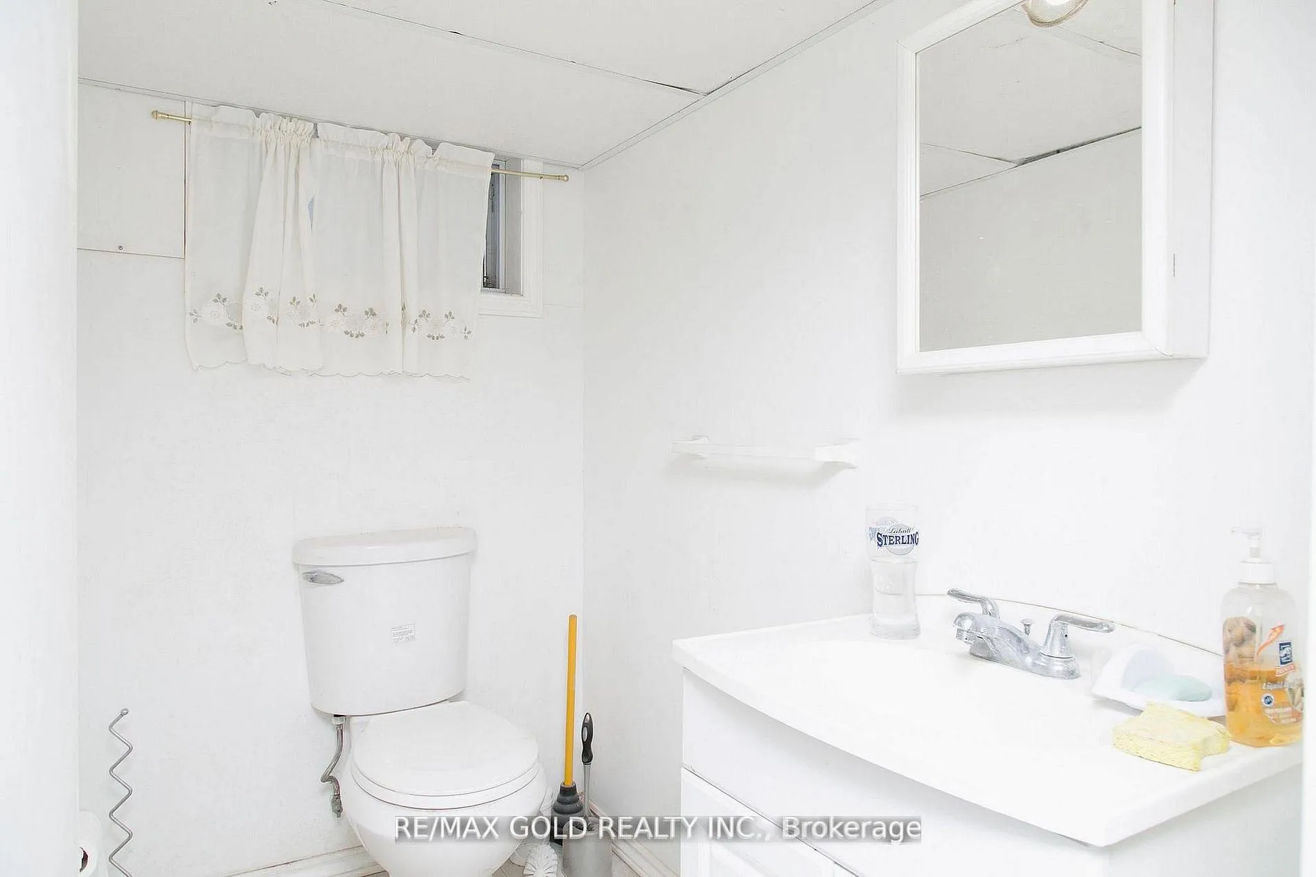 Photo 29 of 1236 Hickory Road, Windsor — HOMEH