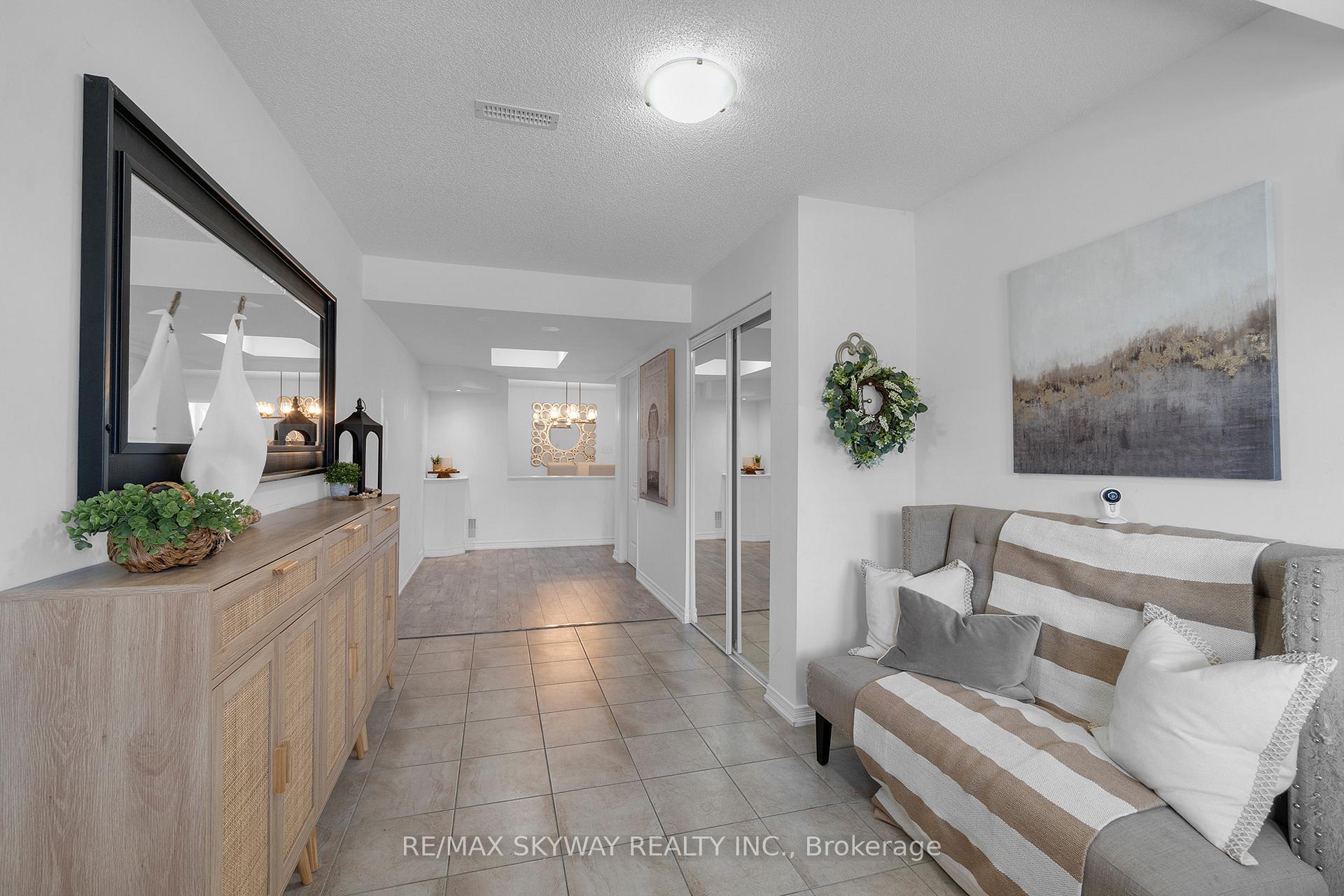 Photo 4 of 1433 Sheldon Street, Innisfil, Alcona — HOMEH
