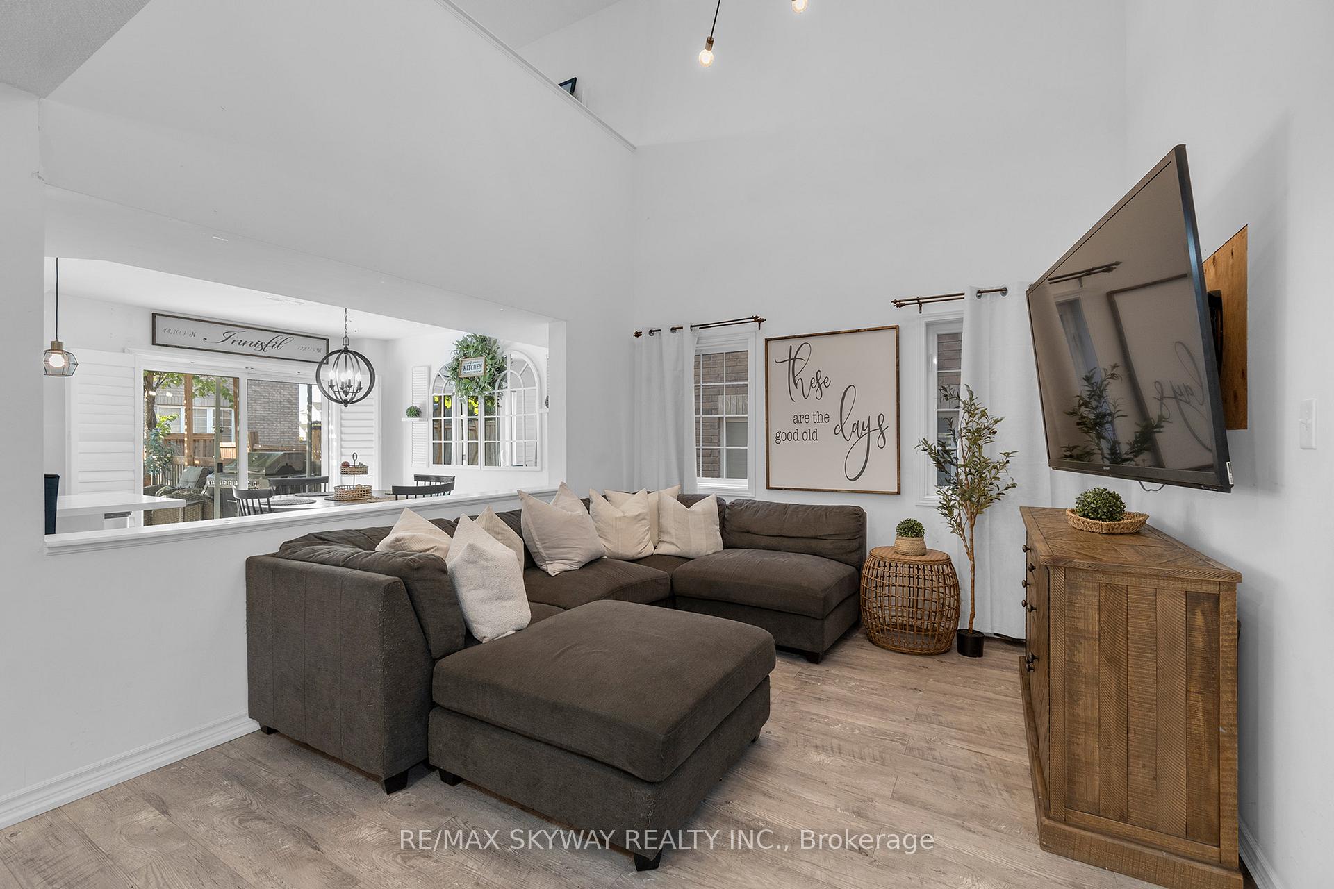 Photo 6 of 1433 Sheldon Street, Innisfil, Alcona — HOMEH