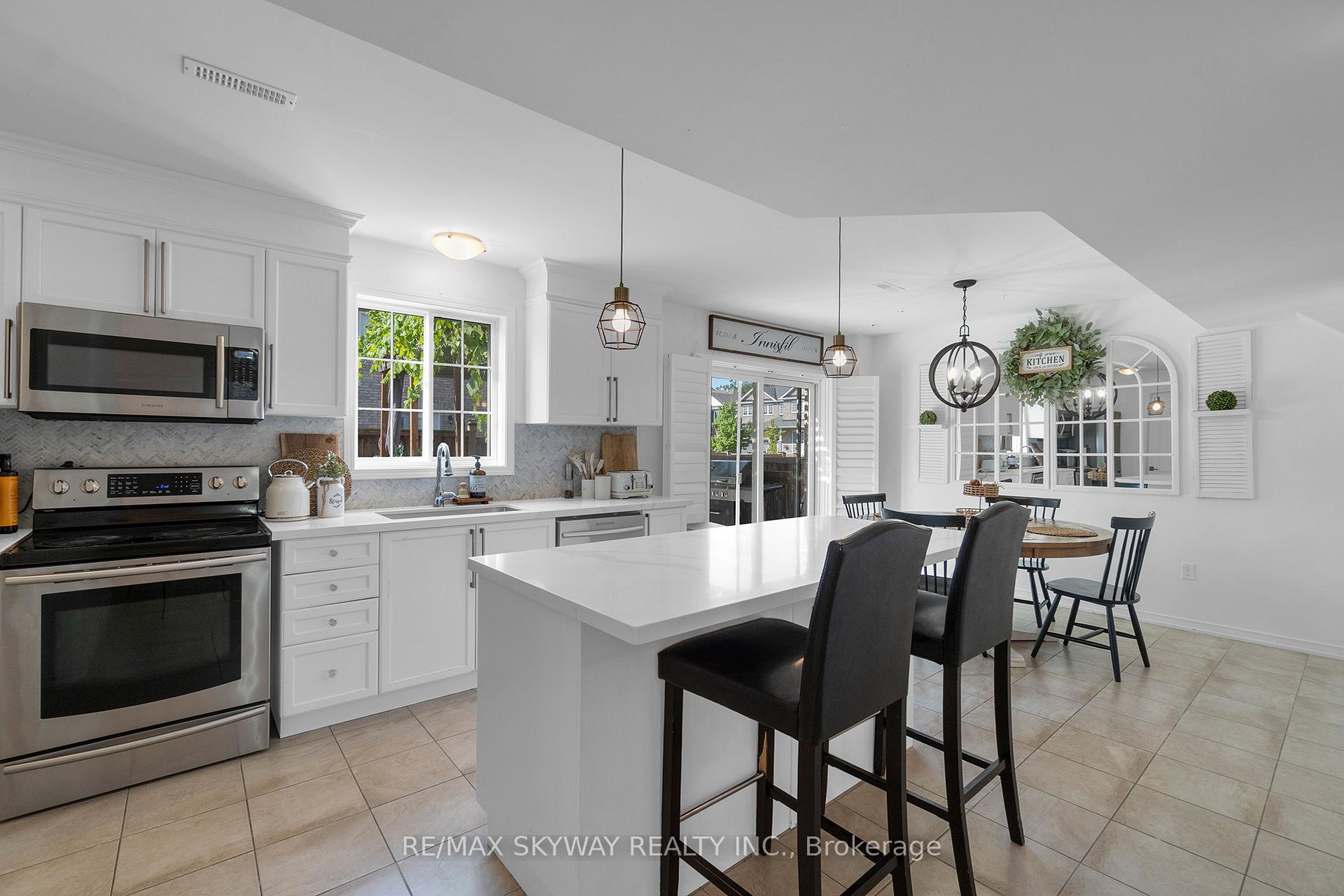Photo 12 of 1433 Sheldon Street, Innisfil, Alcona — HOMEH