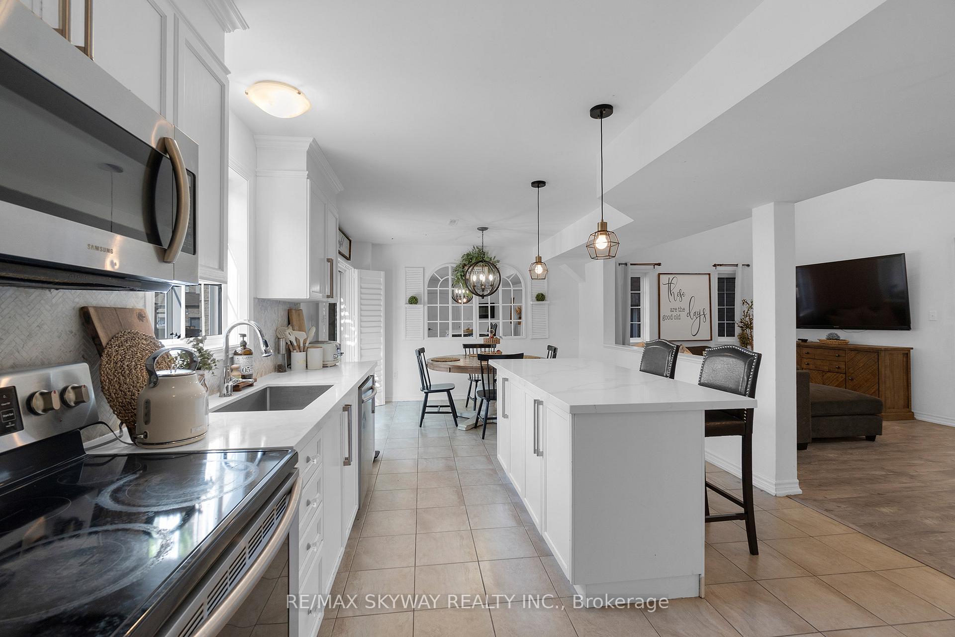 Photo 14 of 1433 Sheldon Street, Innisfil, Alcona — HOMEH