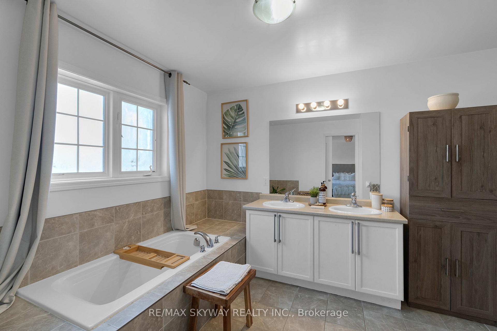 Photo 22 of 1433 Sheldon Street, Innisfil, Alcona — HOMEH