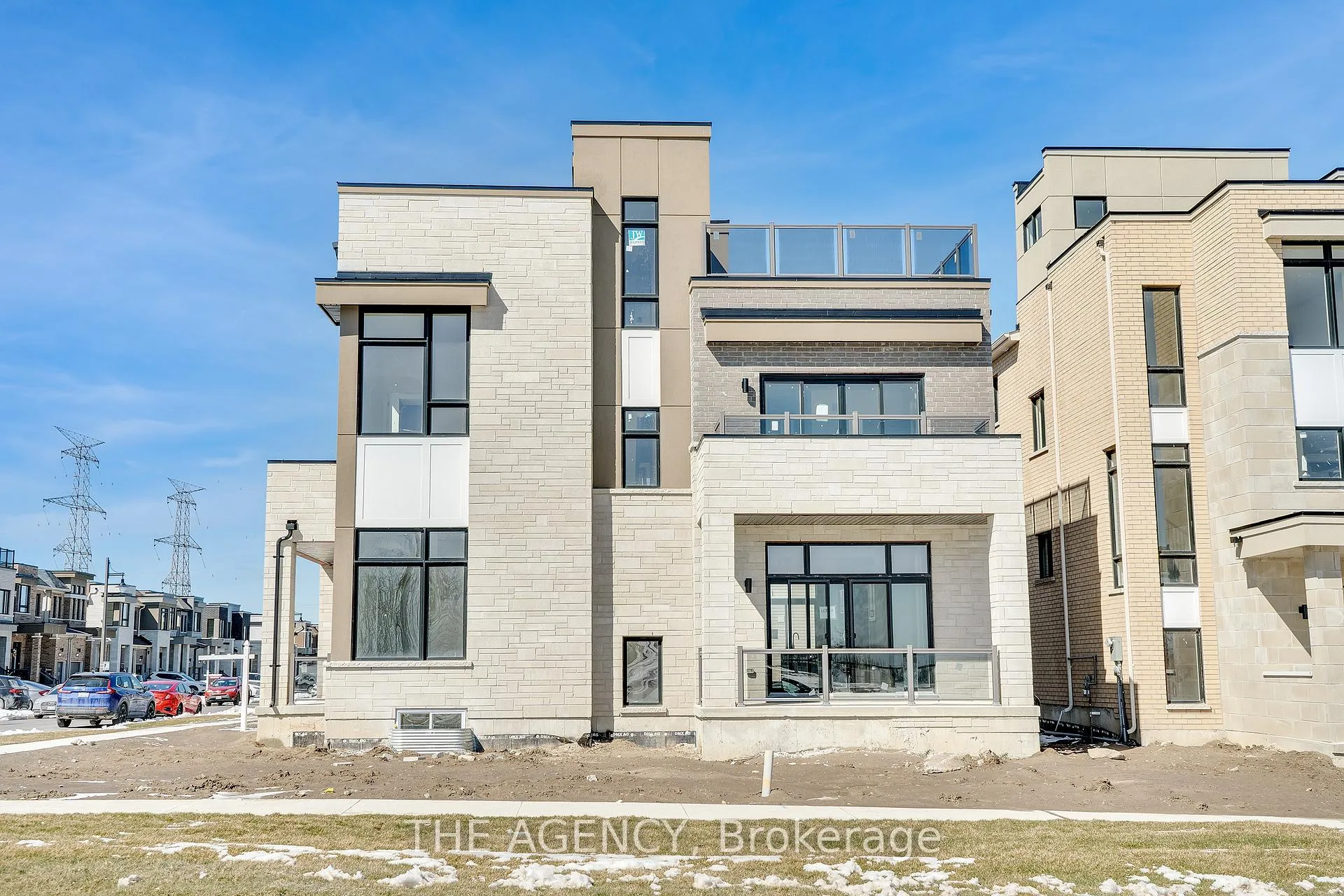 Photo 6 of 3 Clipper Lane, Clarington, Bowmanville — HOMEH