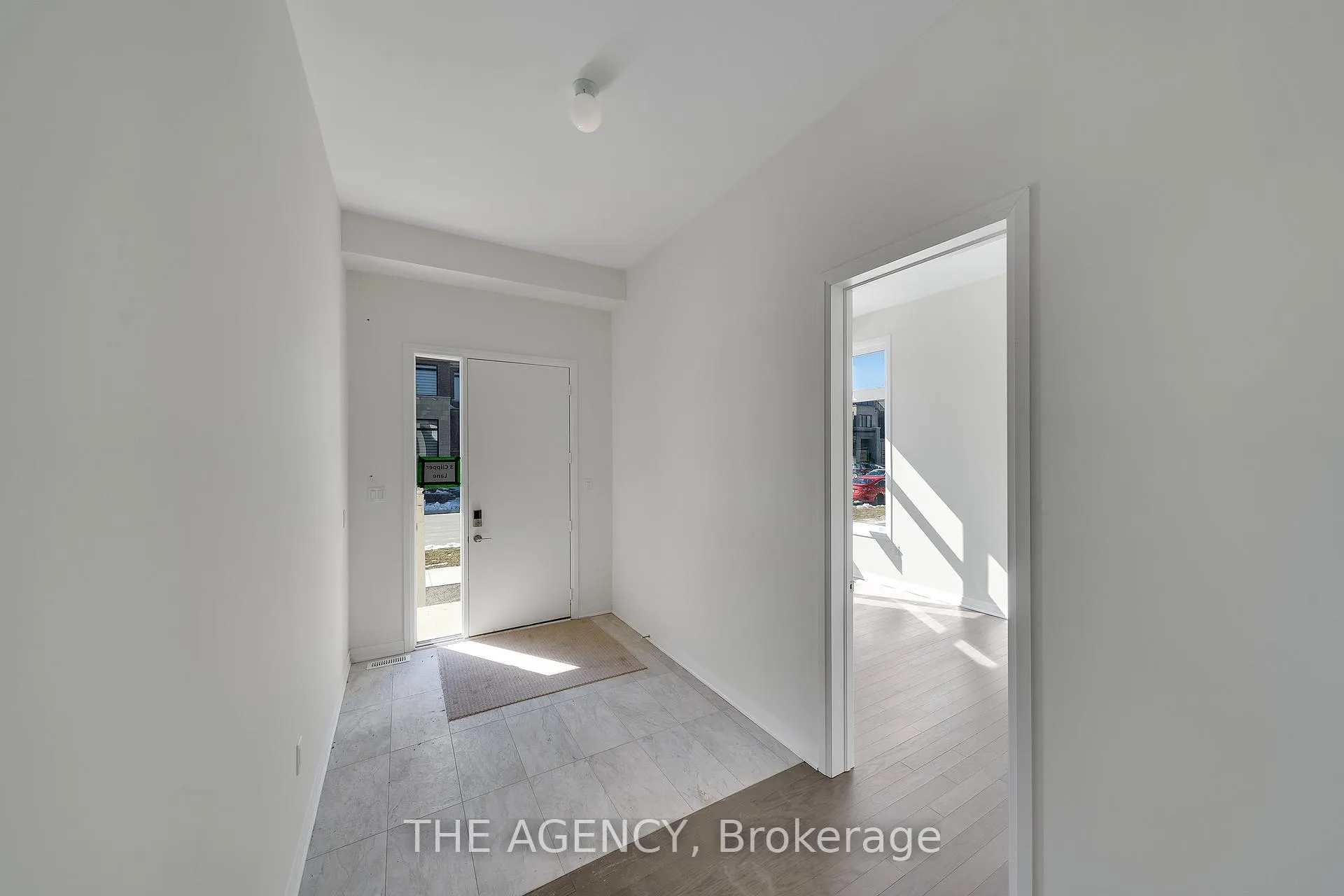 Photo 8 of 3 Clipper Lane, Clarington, Bowmanville — HOMEH