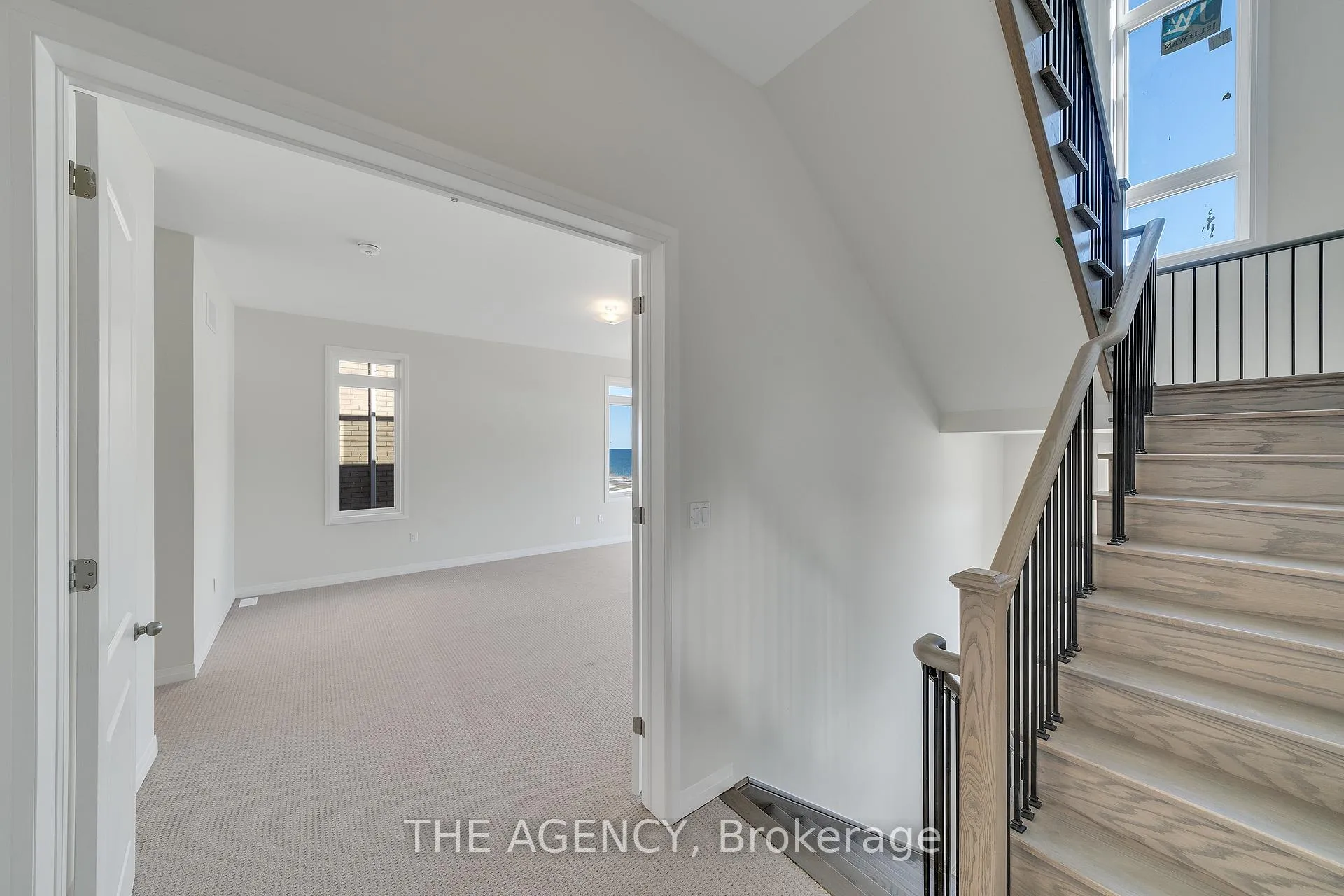 Photo 18 of 3 Clipper Lane, Clarington, Bowmanville — HOMEH
