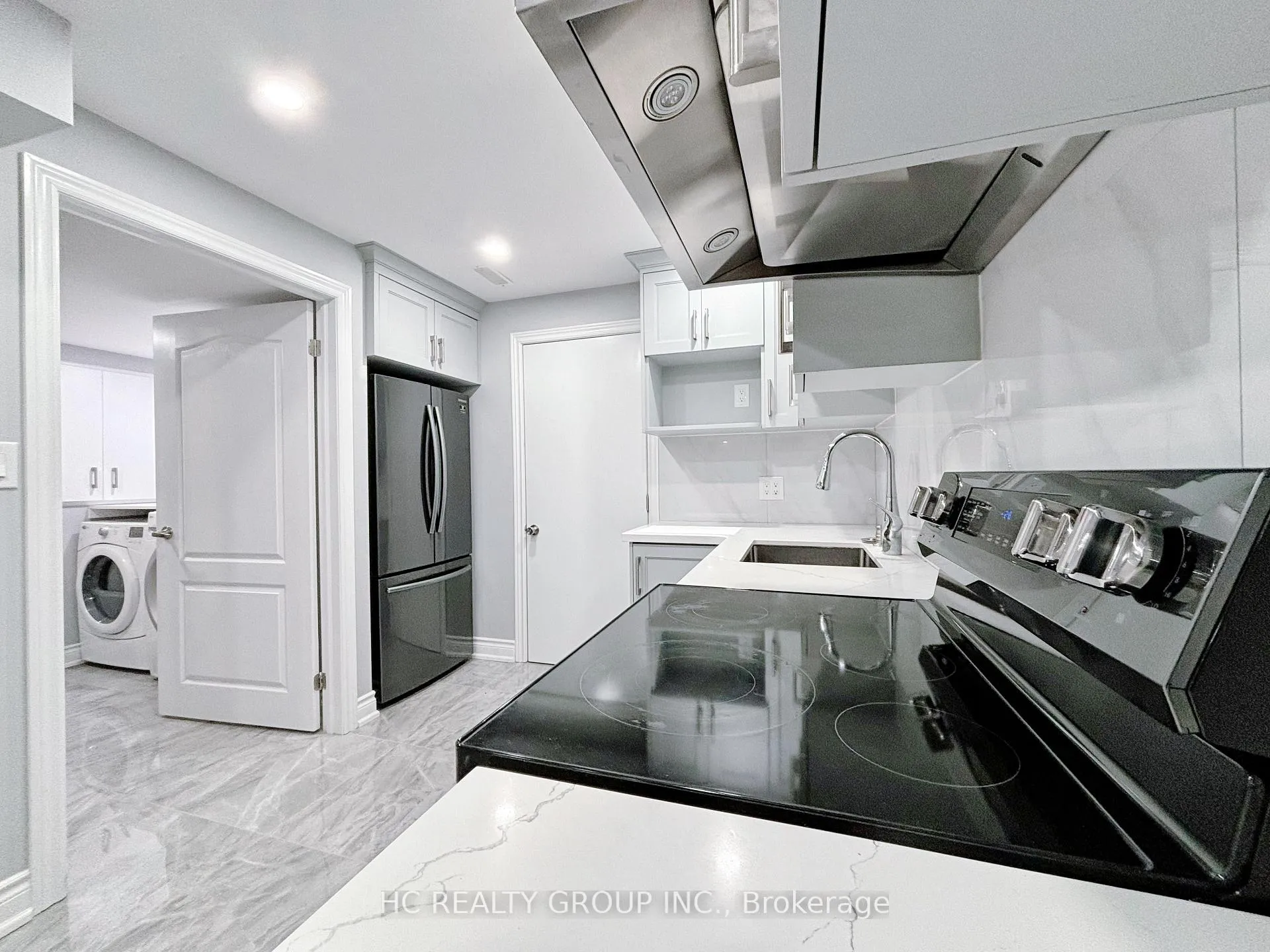Photo 4 of 310 Hammersly Boulevard, Markham, Wismer — HOMEH