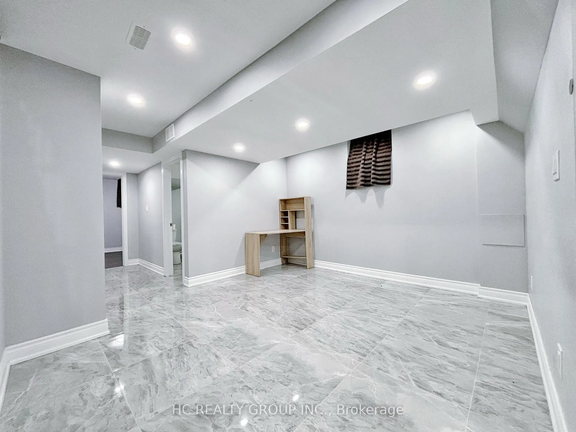 Photo 6 of 310 Hammersly Boulevard, Markham, Wismer — HOMEH