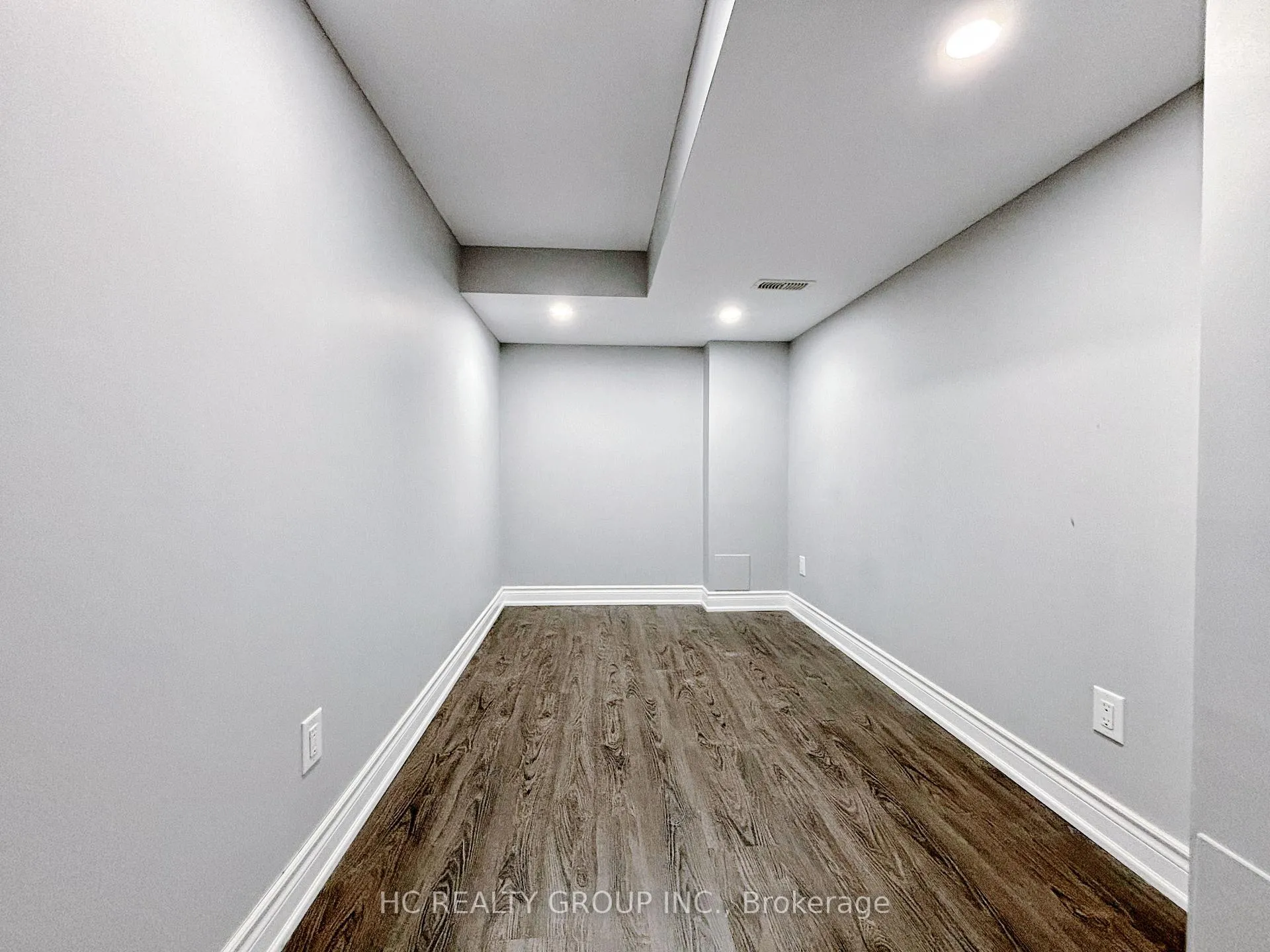 Photo 12 of 310 Hammersly Boulevard, Markham, Wismer — HOMEH