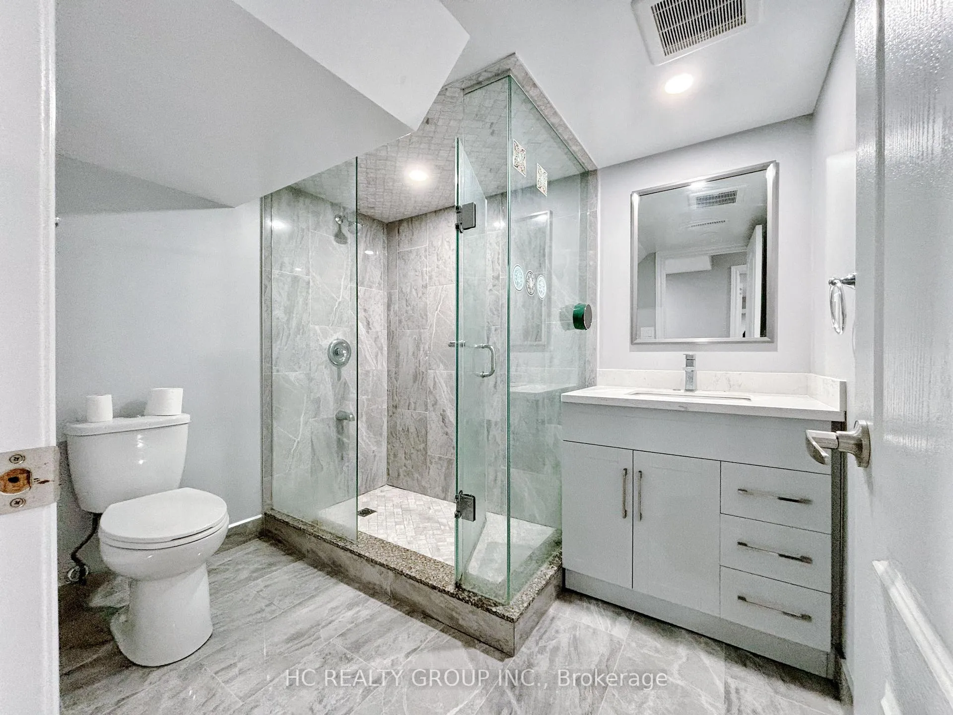 Photo 13 of 310 Hammersly Boulevard, Markham, Wismer — HOMEH
