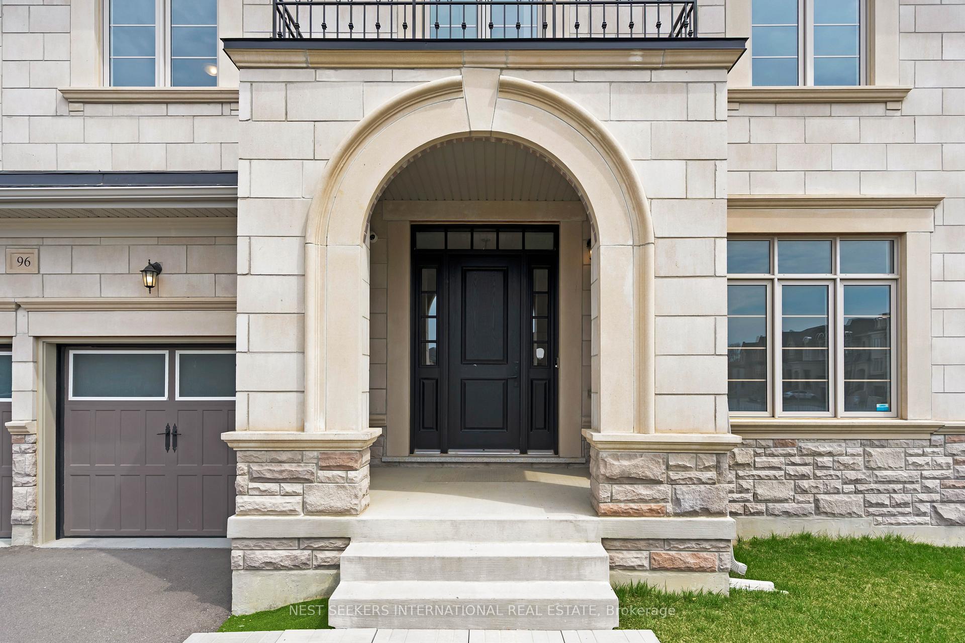 Photo 2 of 96 Stokes Drive, King, Nobleton — HOMEH