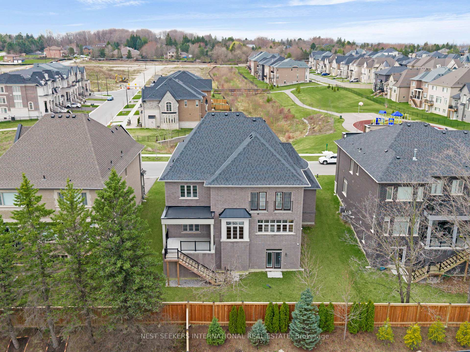 Photo 17 of 96 Stokes Drive, King, Nobleton — HOMEH