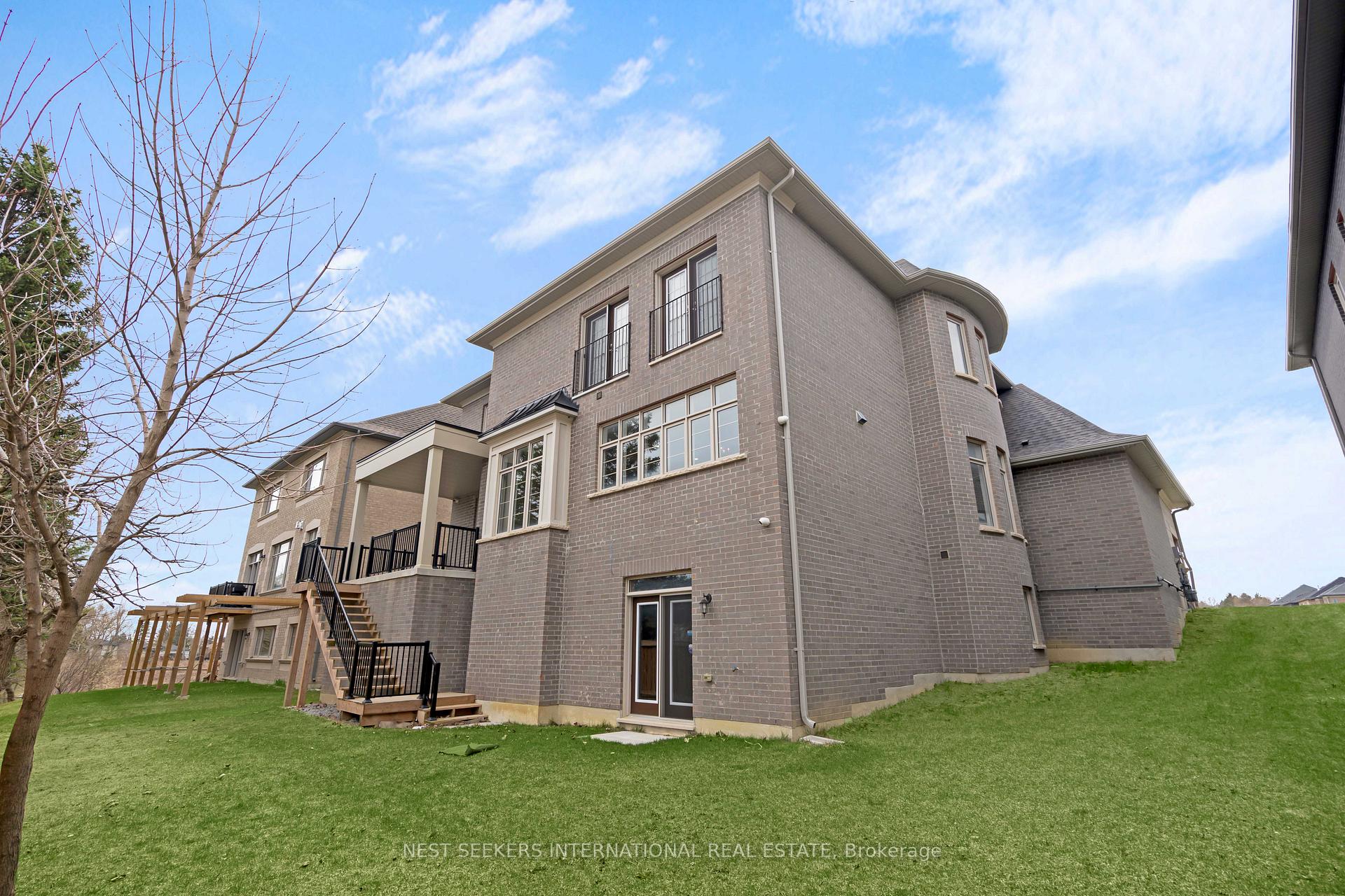 Photo 18 of 96 Stokes Drive, King, Nobleton — HOMEH