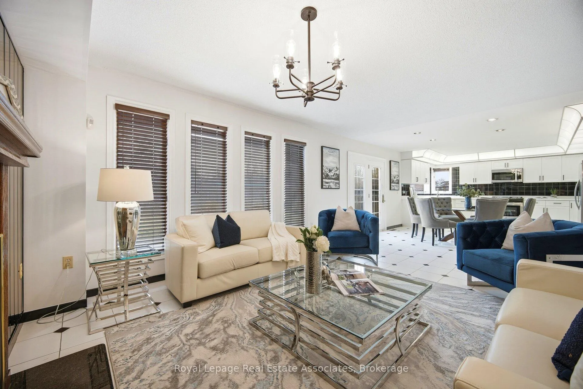 Photo 17 of 100 National Drive, Hamilton, Gershome — HOMEH