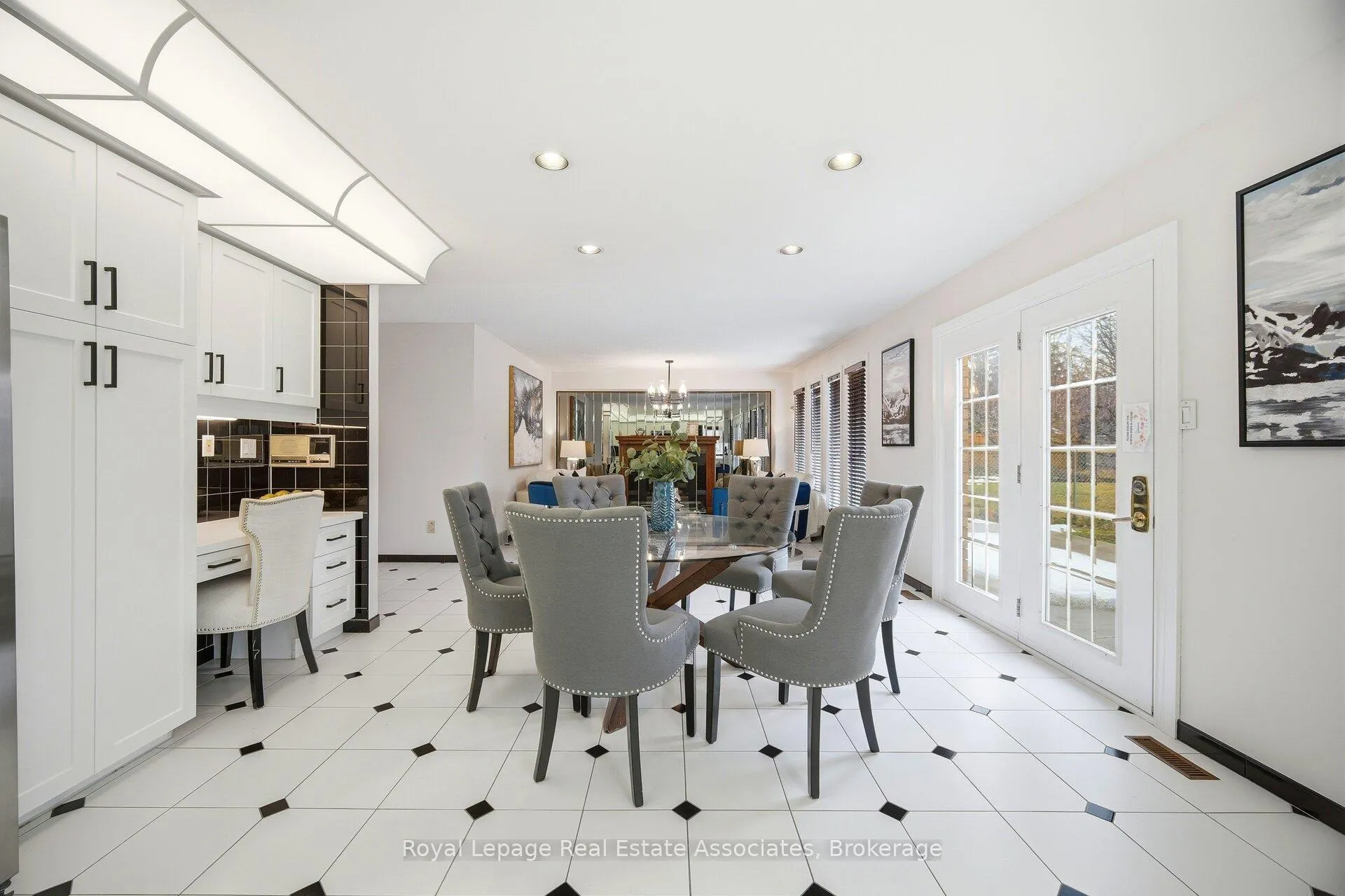 Photo 21 of 100 National Drive, Hamilton, Gershome — HOMEH