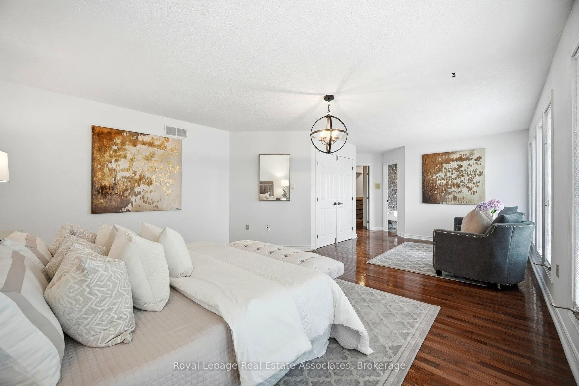 Photo 35 of 100 National Drive, Hamilton, Gershome — HOMEH