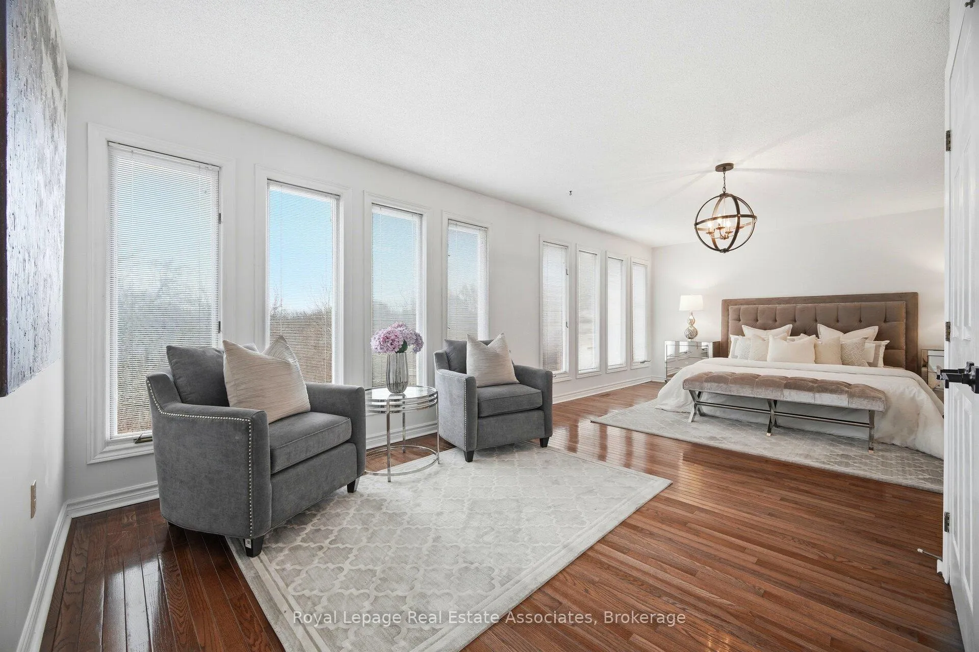 Photo 36 of 100 National Drive, Hamilton, Gershome — HOMEH