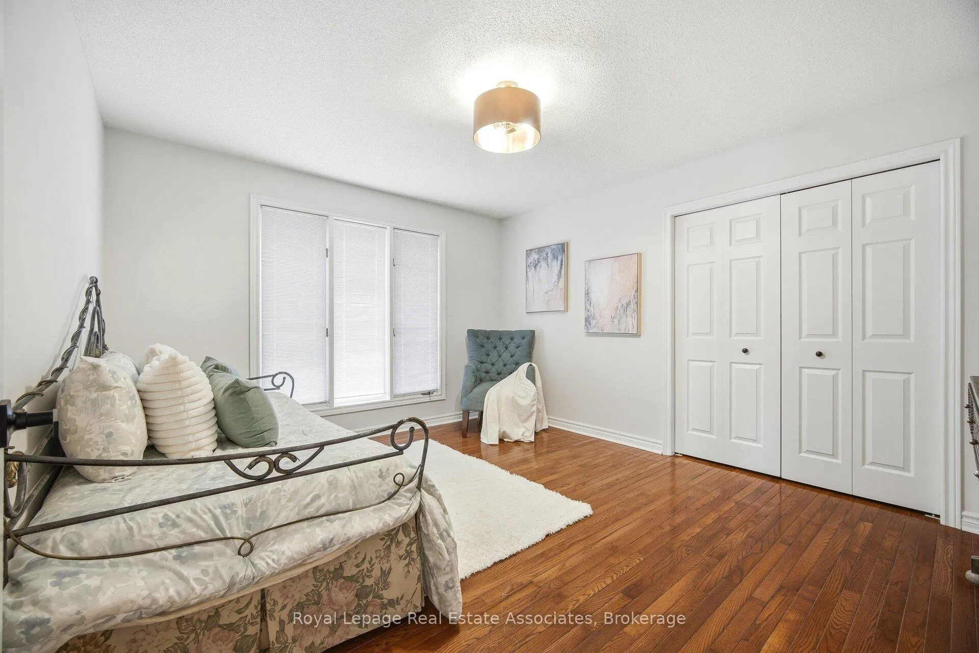 Photo 43 of 100 National Drive, Hamilton, Gershome — HOMEH