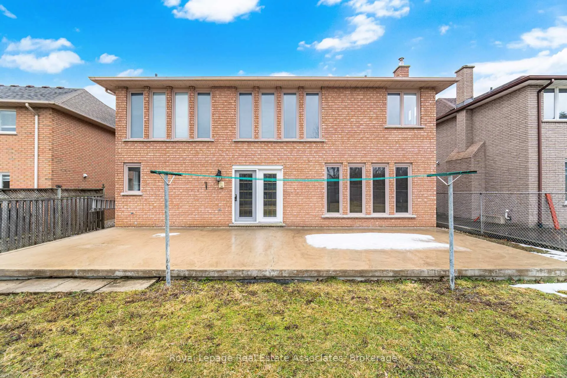Photo 46 of 100 National Drive, Hamilton, Gershome — HOMEH