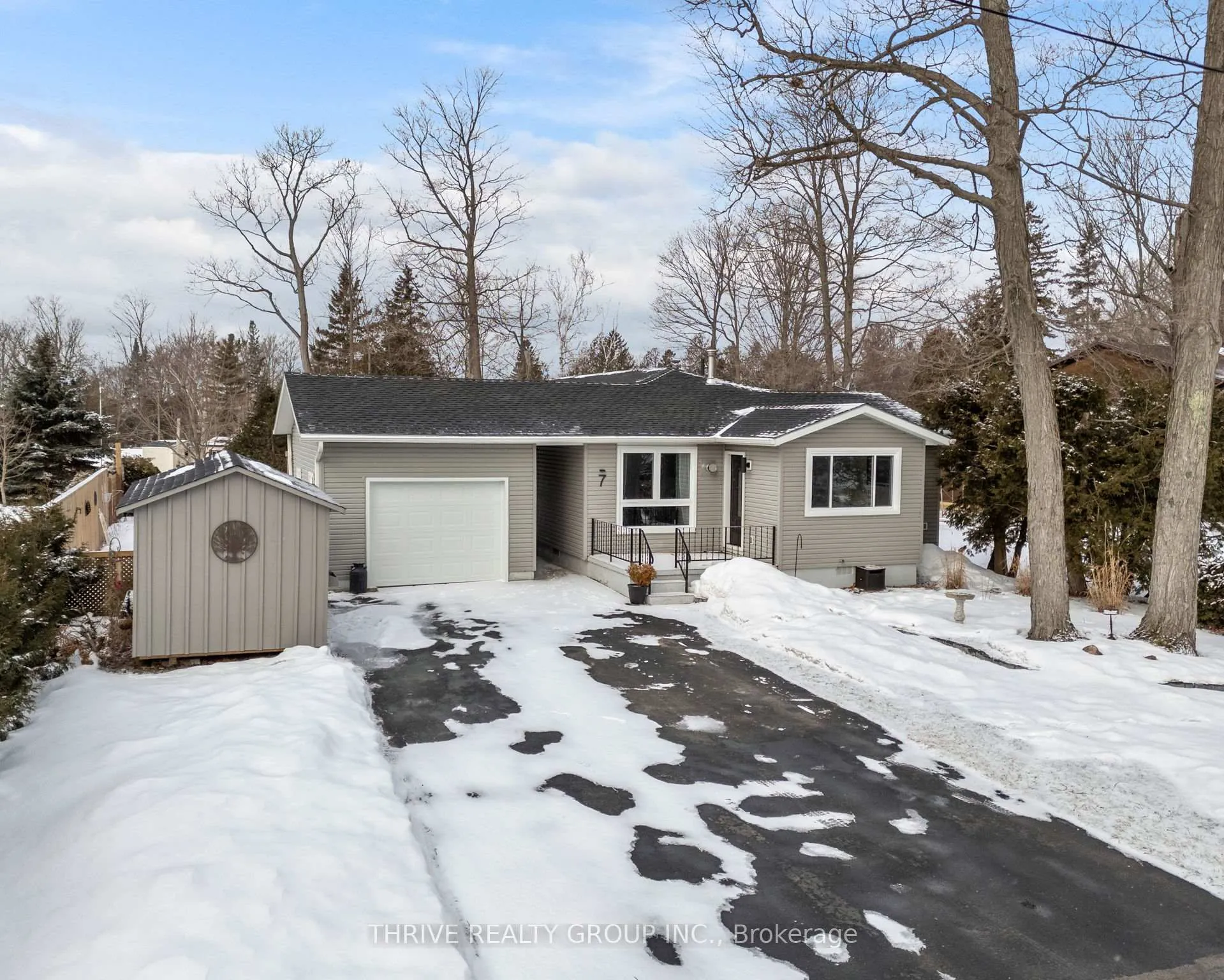 Photo 2 of 7 Salkeld Street, Goderich, Goderich (Town) — HOMEH