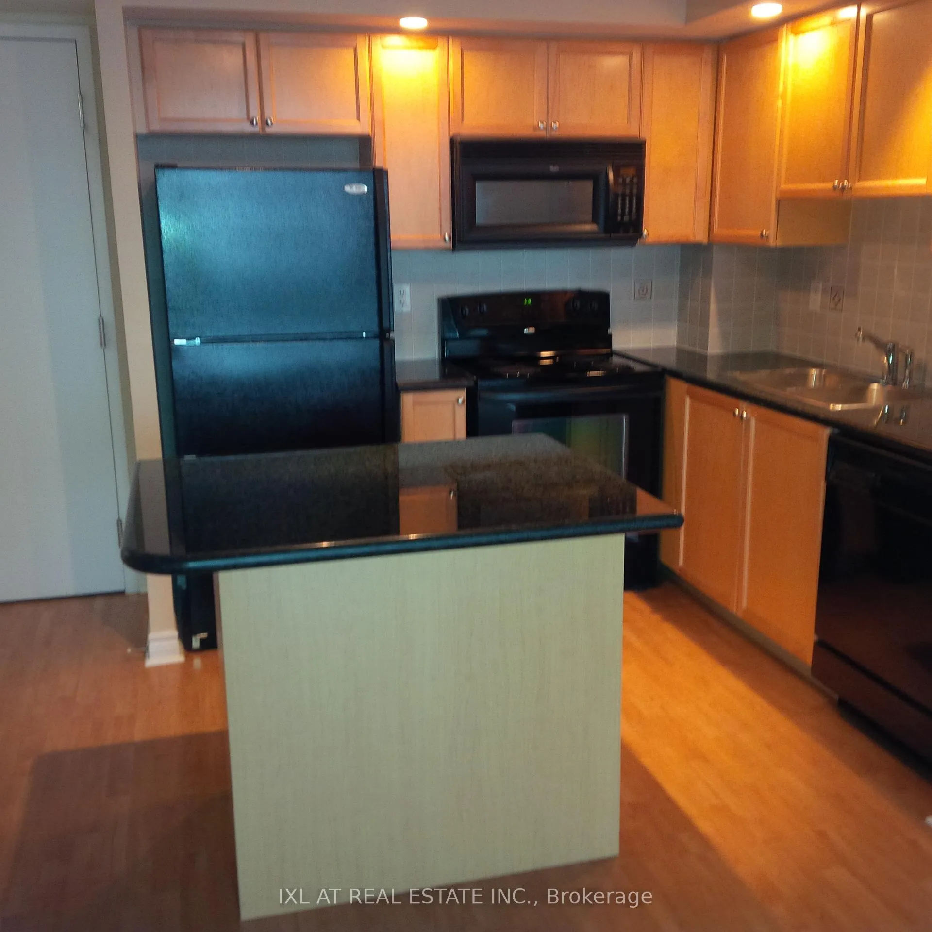 Photo 3 of Unit 1223, 33 Cox Boulevard, Markham, Unionville — HOMEH