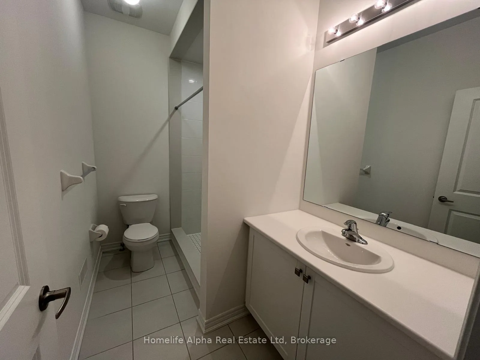 Photo 10 of 1260 Elizabeth MacKenzie Drive S, Pickering, Rural Pickering — HOMEH