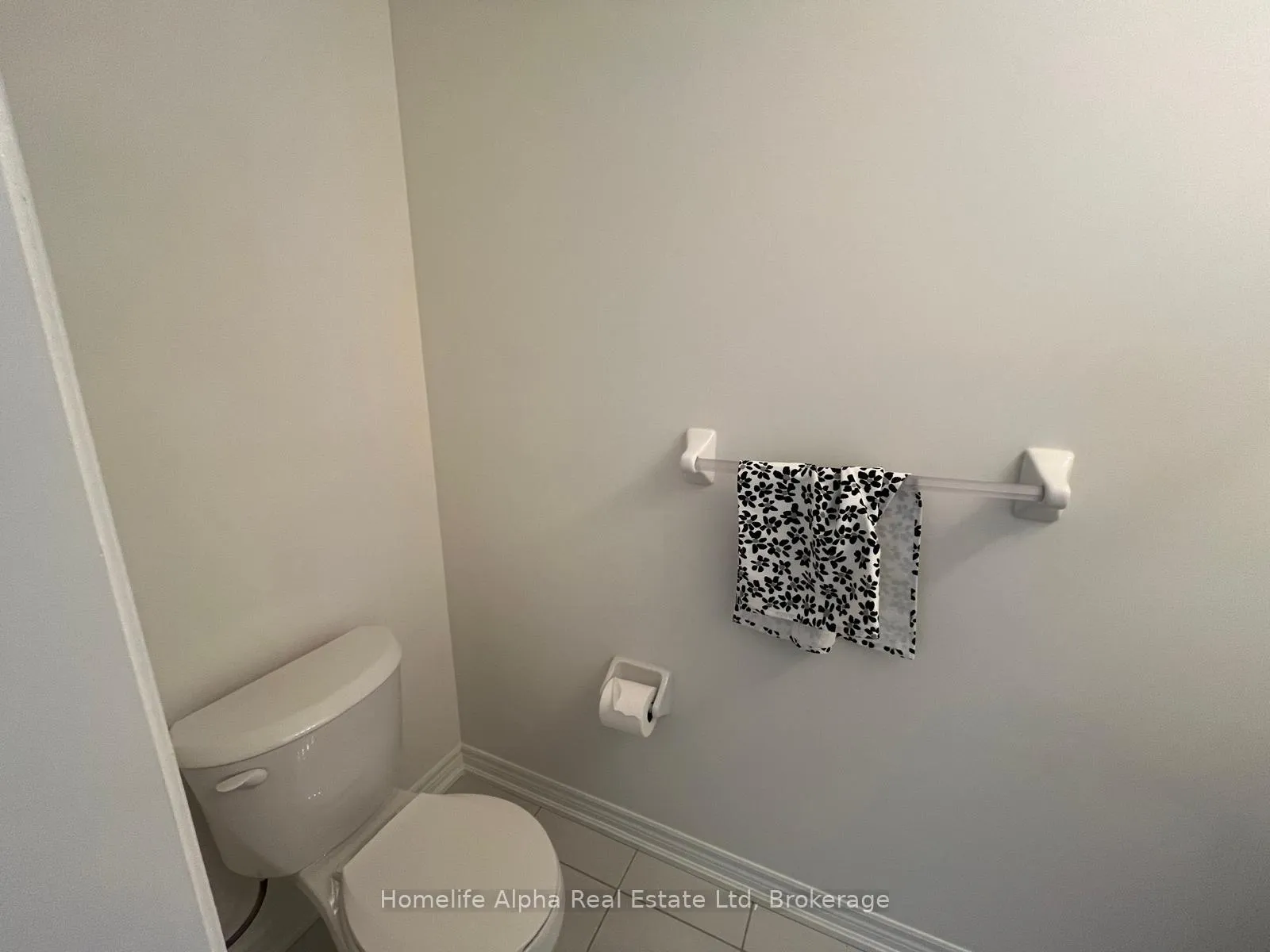 Photo 15 of 1260 Elizabeth MacKenzie Drive S, Pickering, Rural Pickering — HOMEH