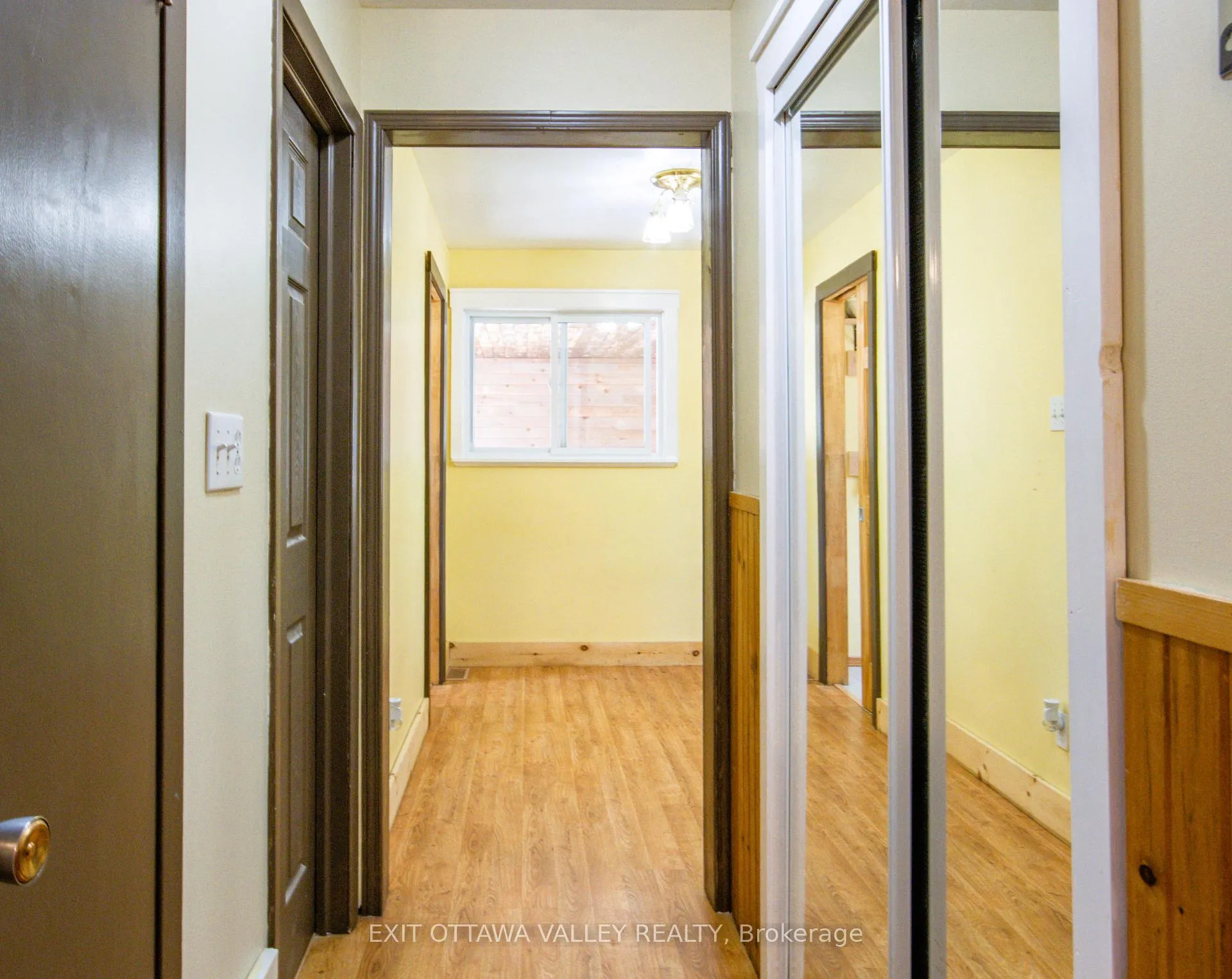 Photo 18 of 23 Sprucedale Avenue, Madawaska Valley, Madawaska Valley — HOMEH