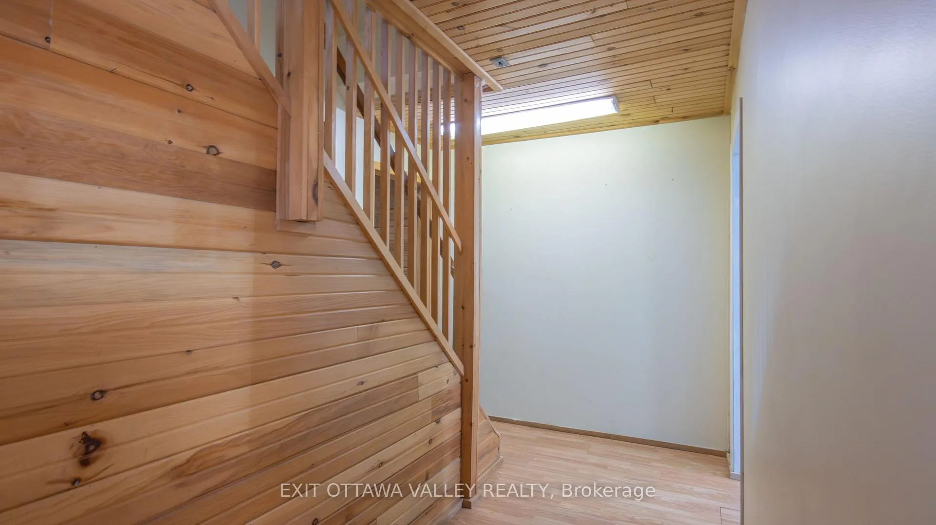 Photo 34 of 23 Sprucedale Avenue, Madawaska Valley, Madawaska Valley — HOMEH