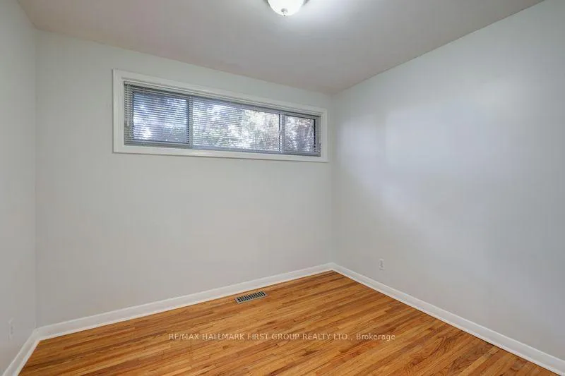 Photo 6 of 1000 Wardman Crescent, Whitby, Williamsburg — HOMEH